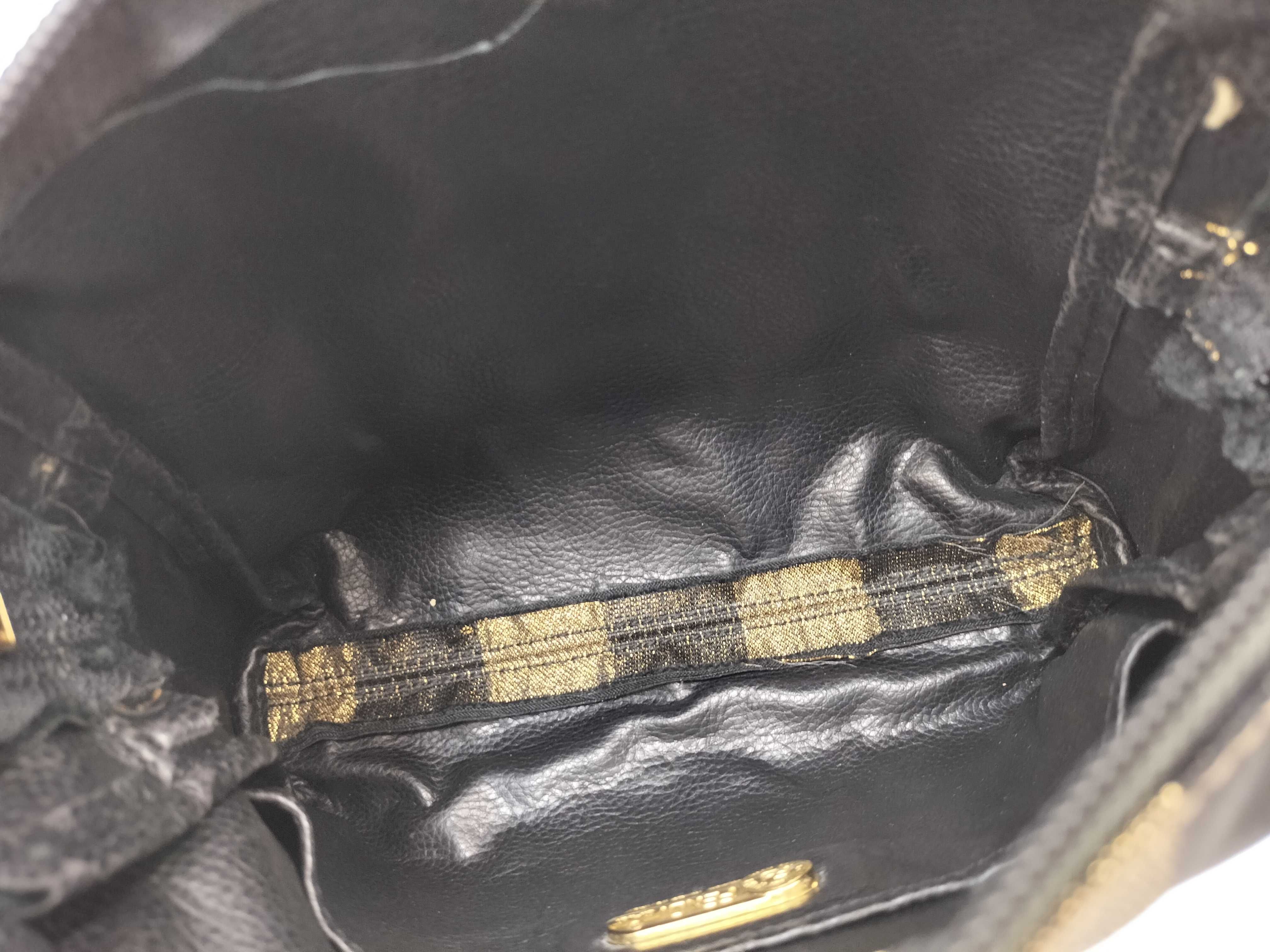 Pecan Pattern Fendi Shoulder Bag Canvas Black Gold Shoulder Bag — view 10
