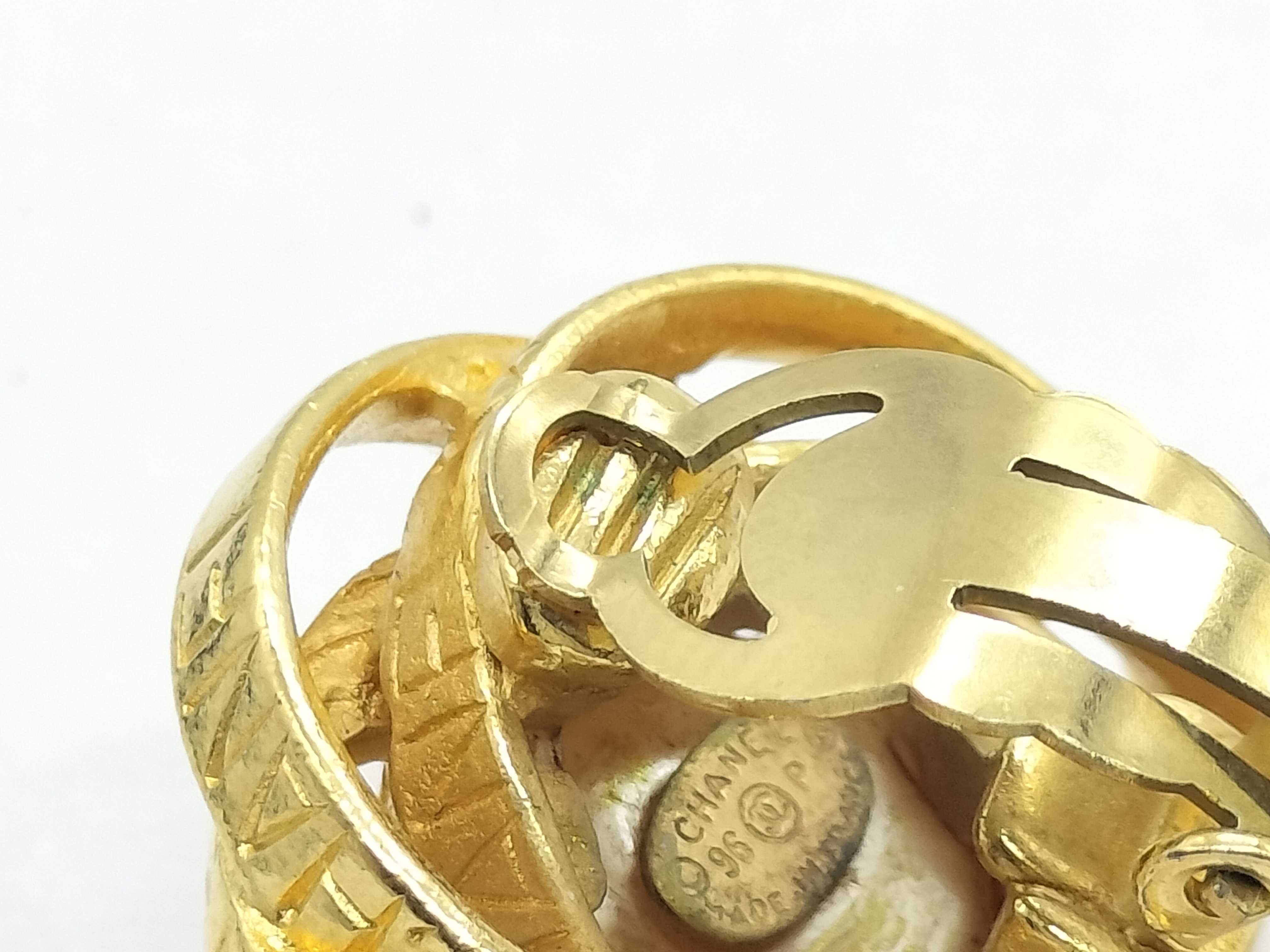 Earring (Single Earring) — view 8