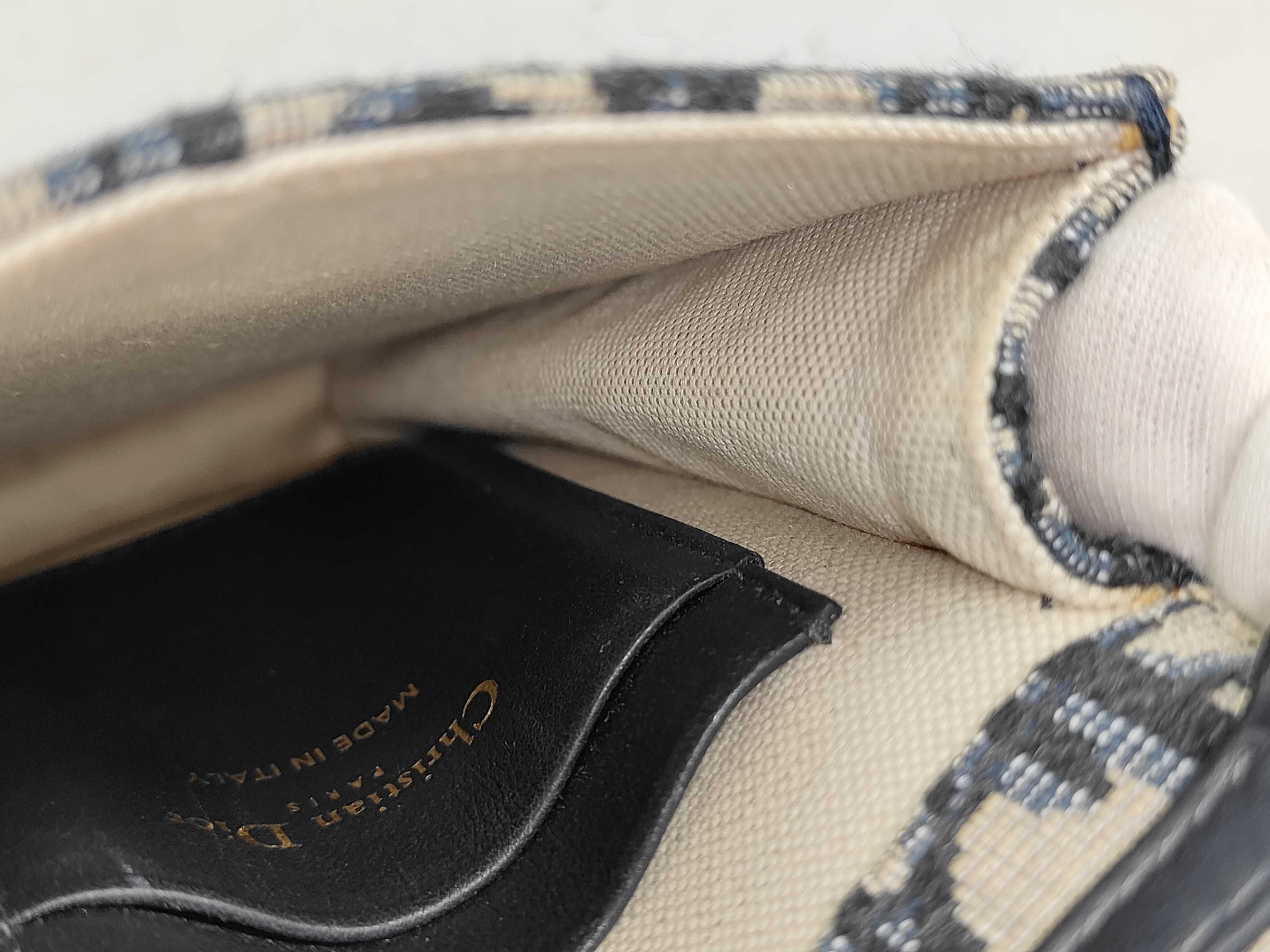 Trotter Dior Oblique Smartphone Pouch Shoulder Bag — view 10