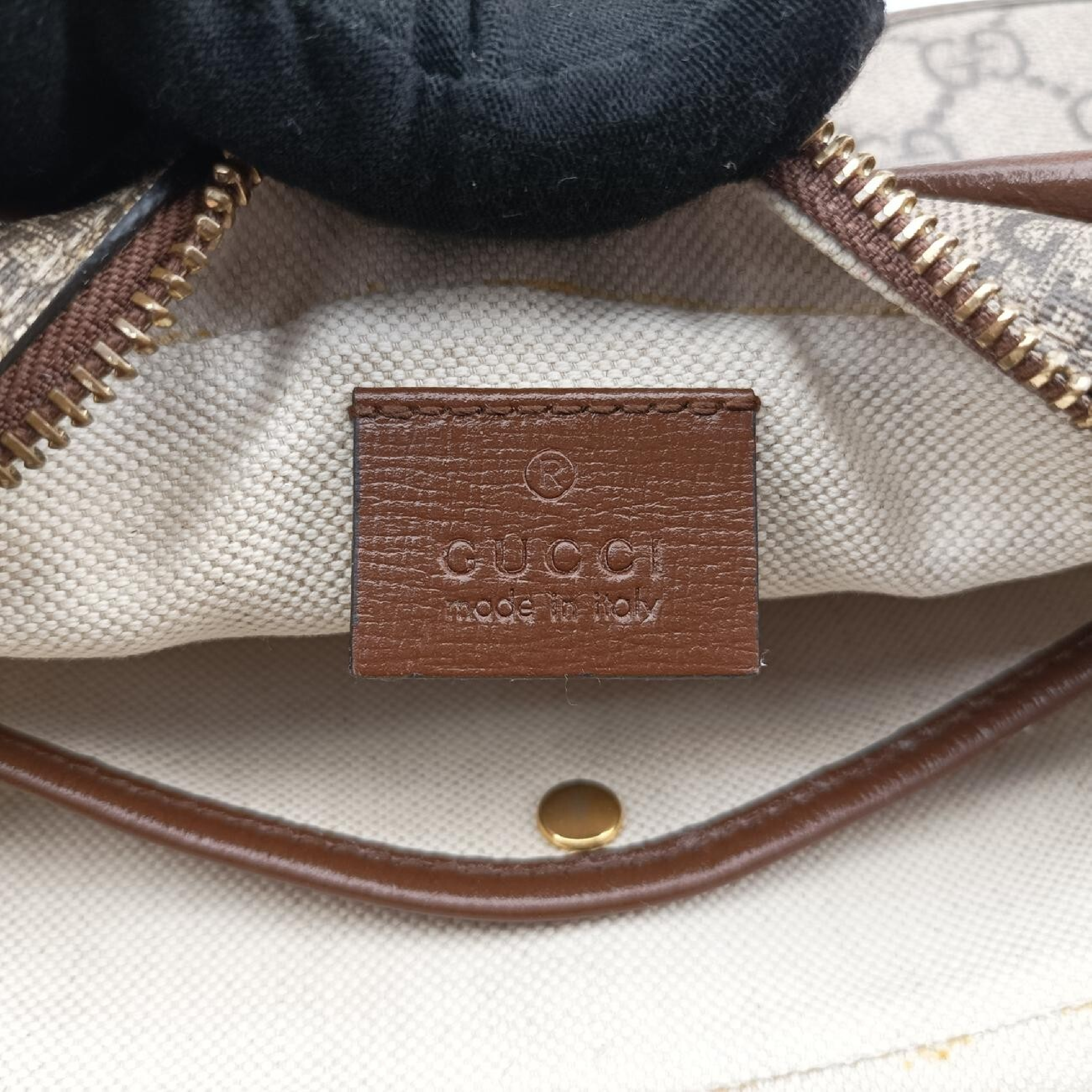 Faux Knot GG Supreme Beige x Multi PVC Coated Canvas Clutch Bag 636243 — view 7