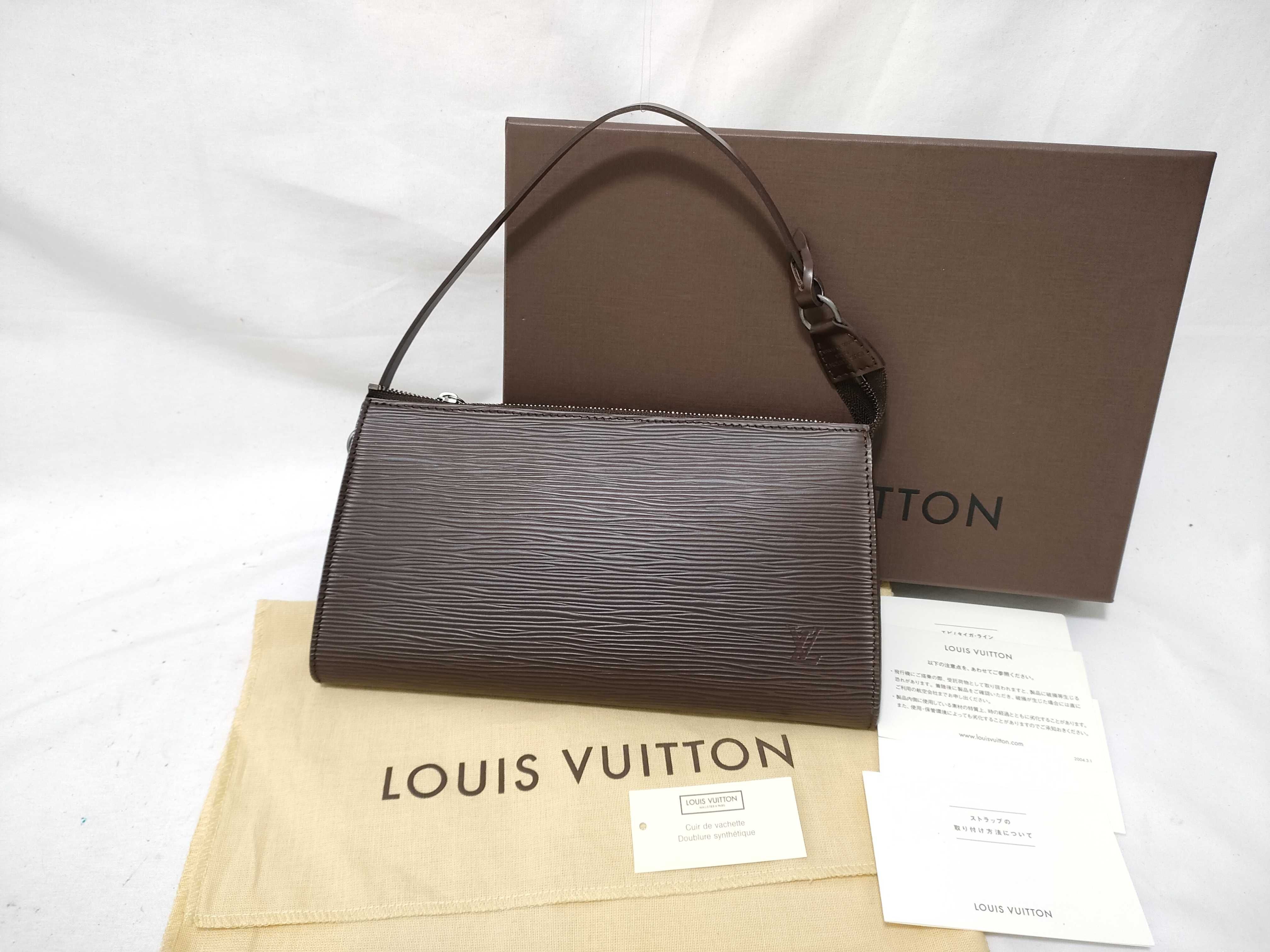 Epi Pochette Accessoires Shoulder Bag