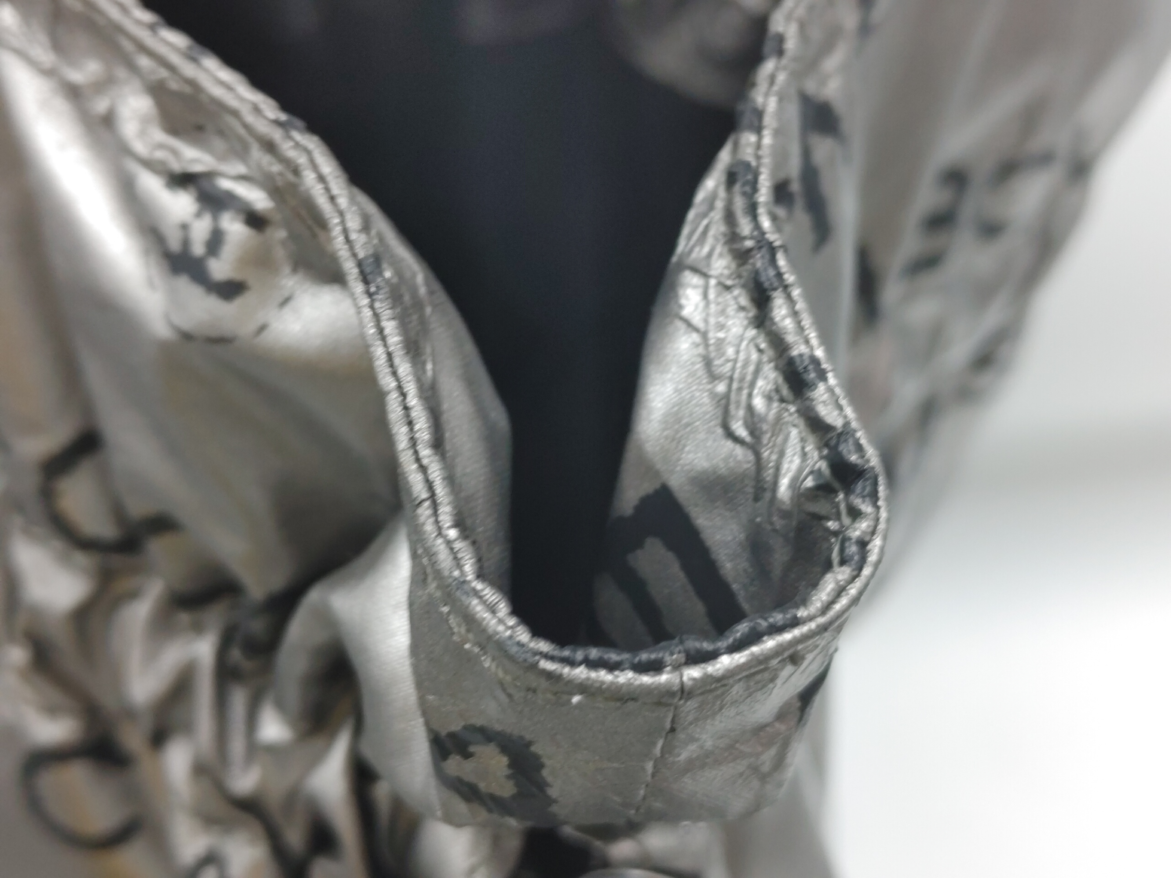 Unlimited Drawstring Tote Bag with Seal 12750046 Nylon Silver Tote Bag with Guarantee Card — view 8
