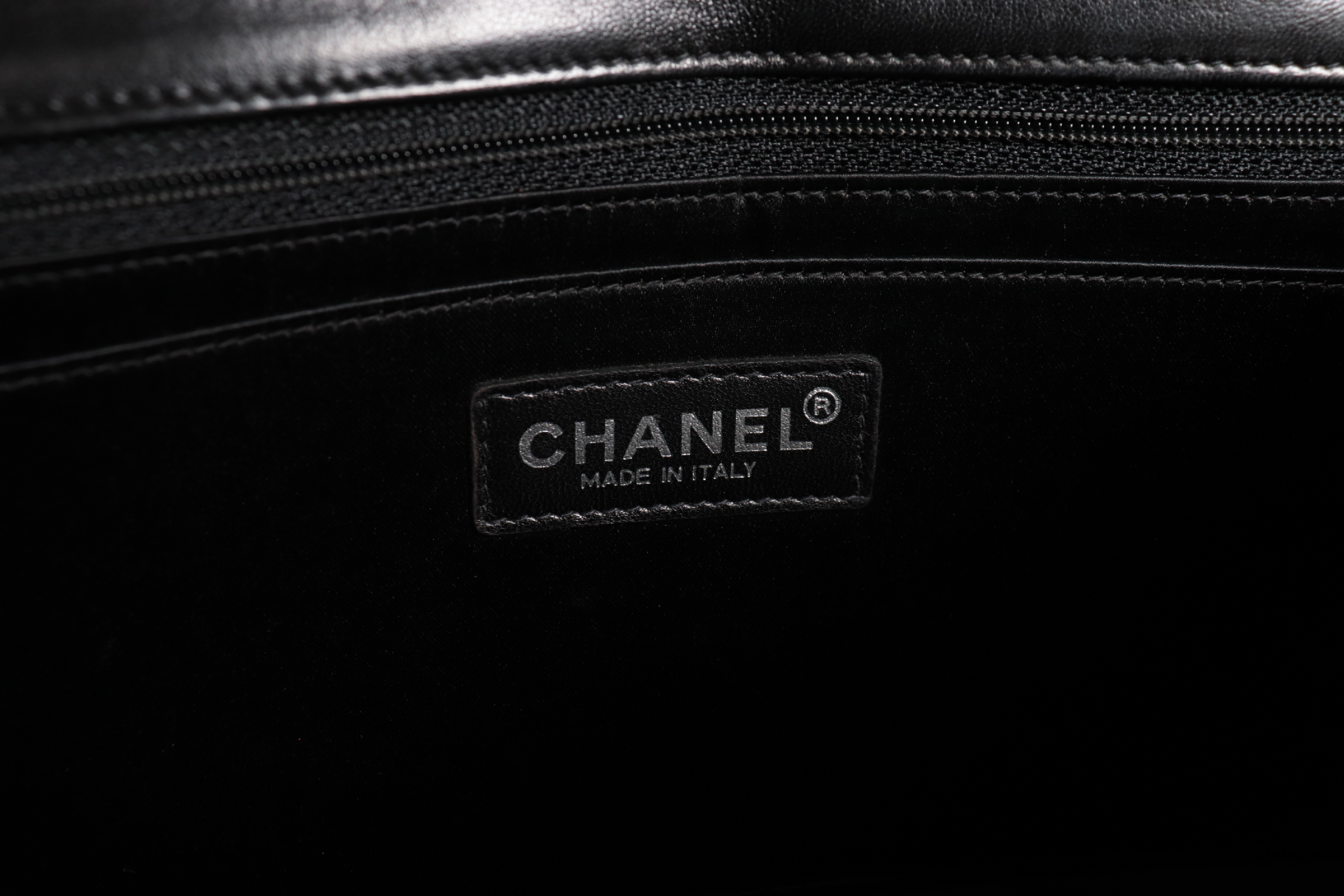 New Travel Nylon Chain Shoulder Bag (Series 7) — view 8