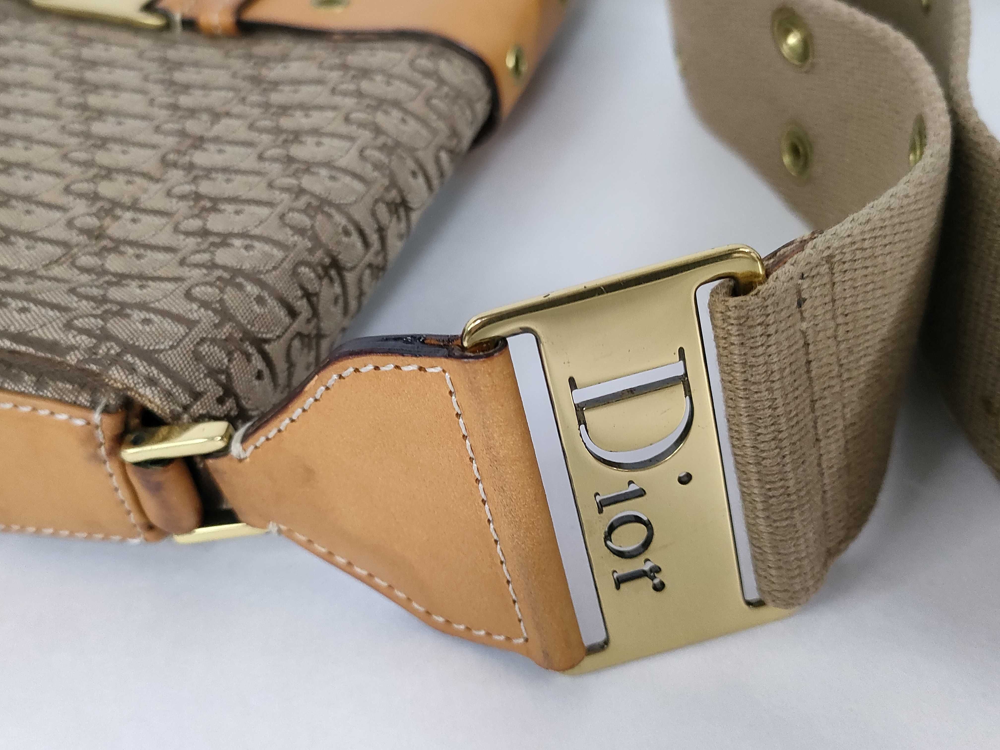 Christian Street Trotter Shoulder Bag — view 5