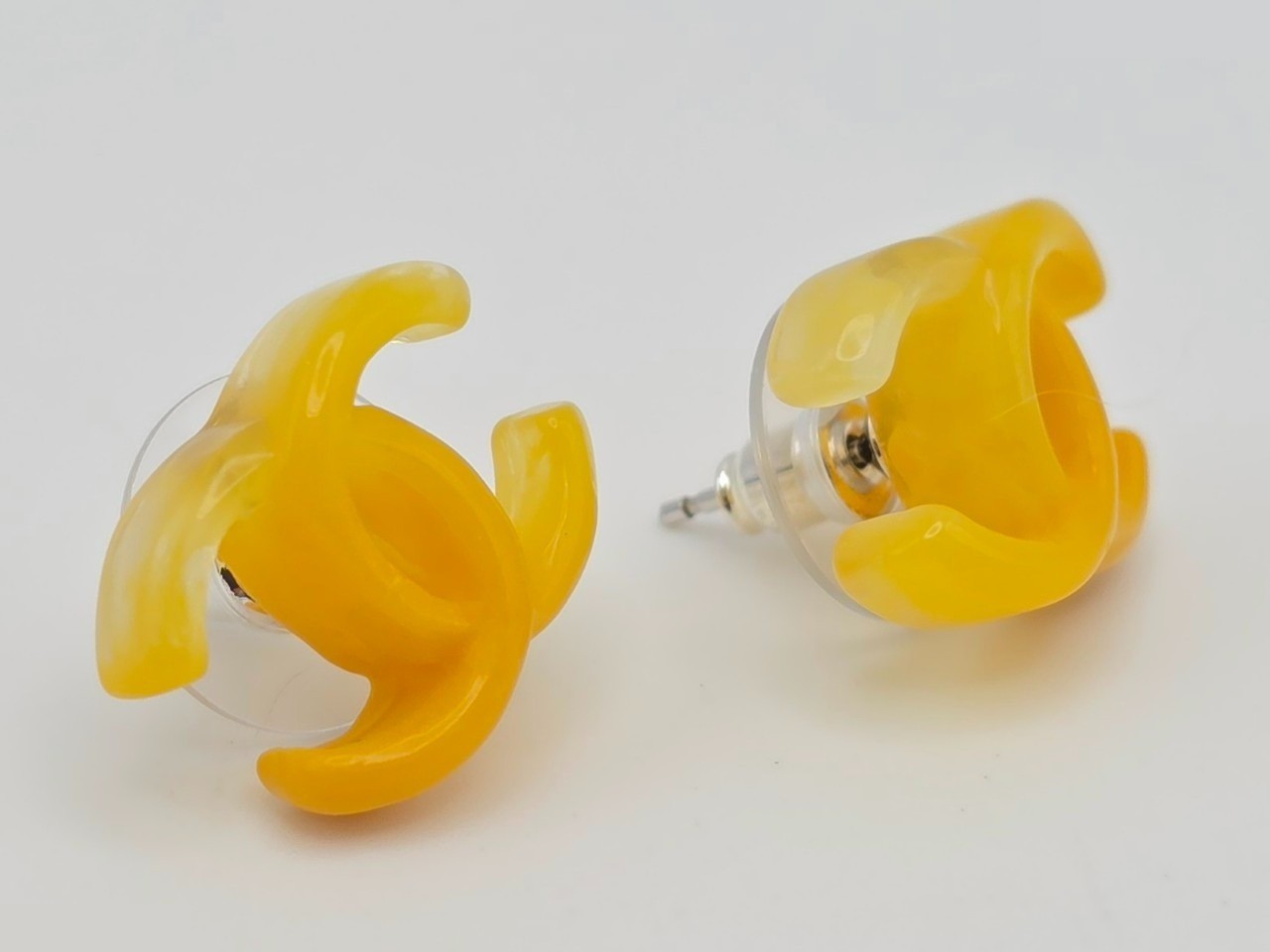 earrings — view 3