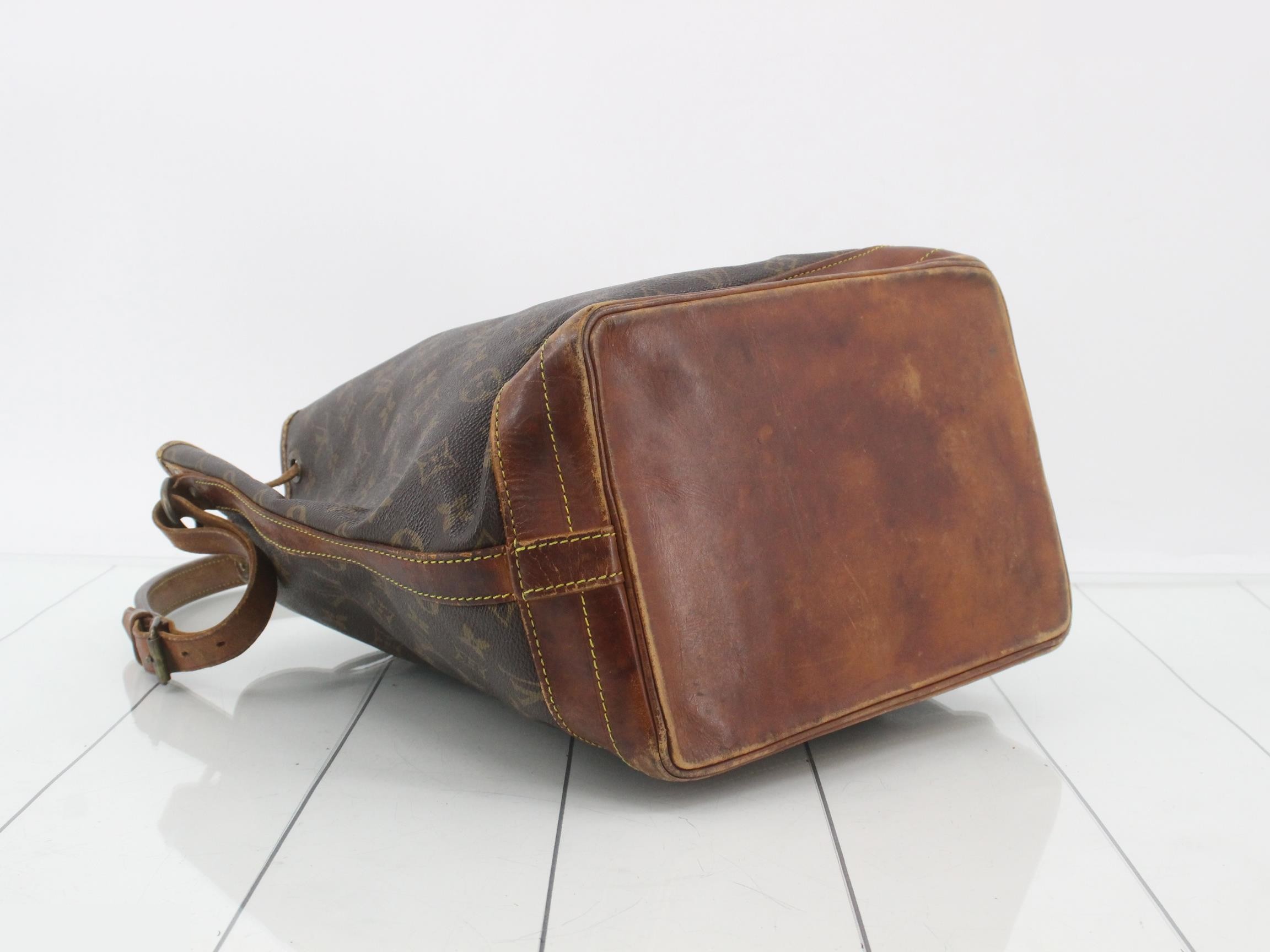 Monogram Noe shoulder bag — view 5