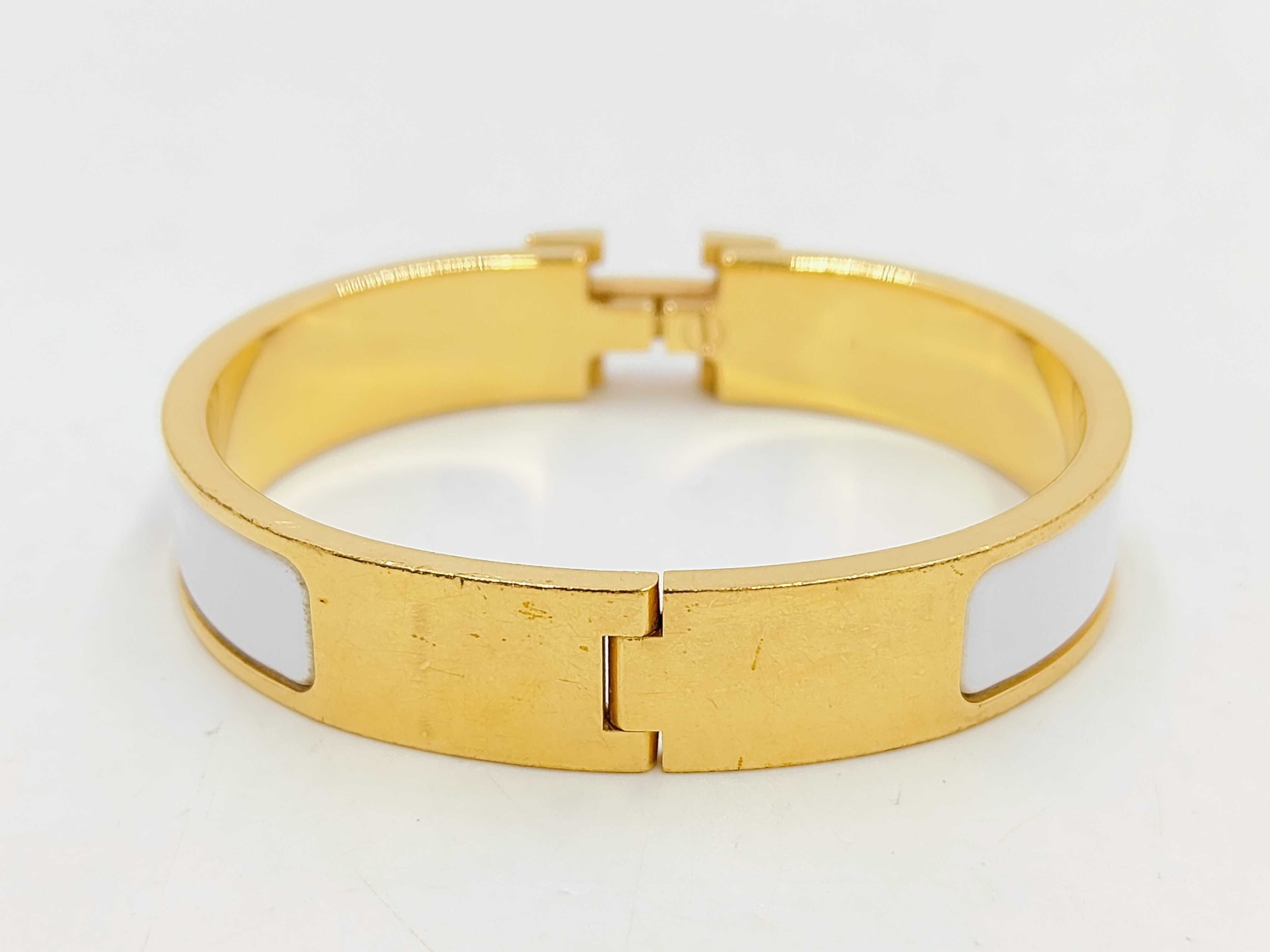 Clic Clac Gold Bangle White Bracelet/Bangle — view 2