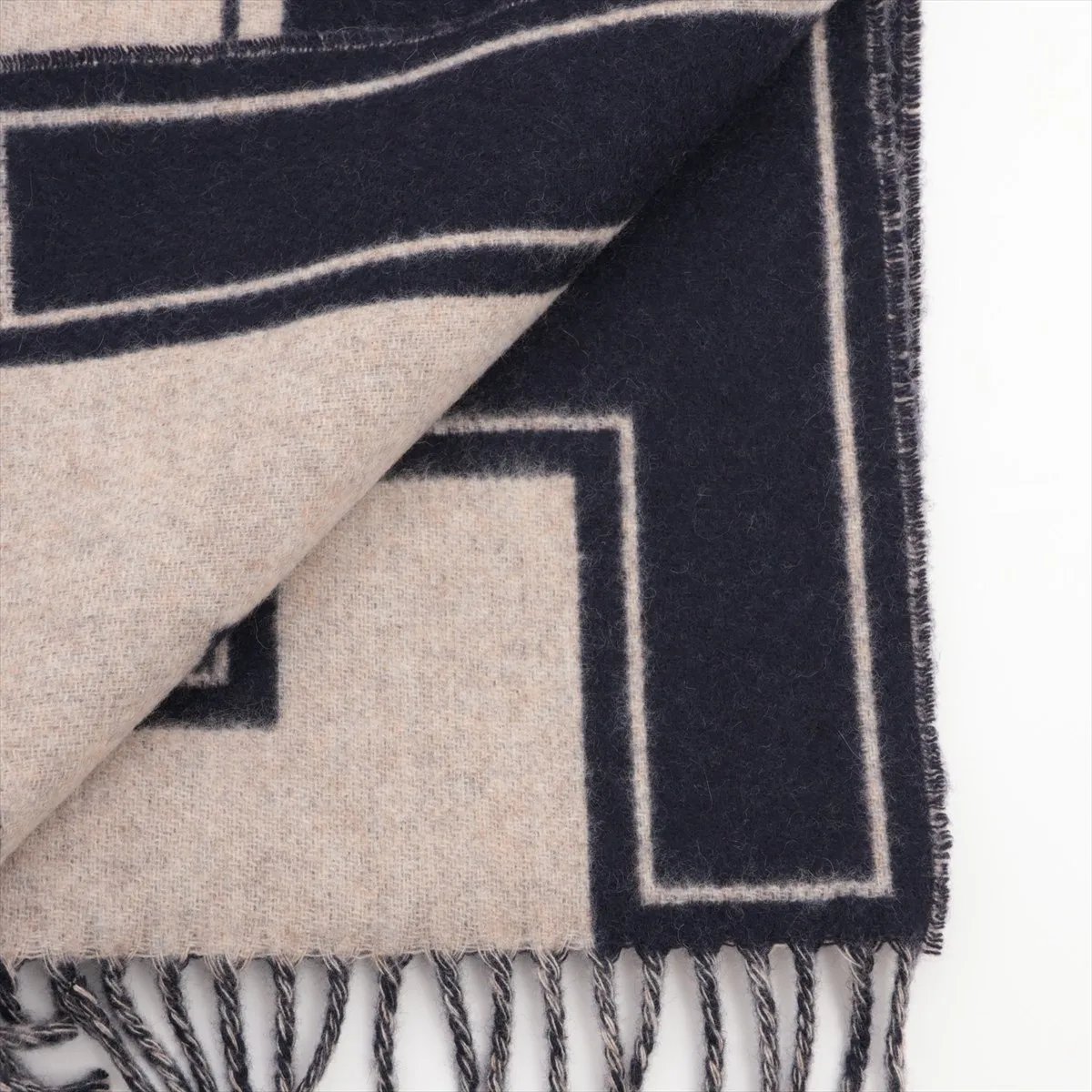 Clé de H scarf, cashmere, navy x beige. Shows signs of wear, — view 2