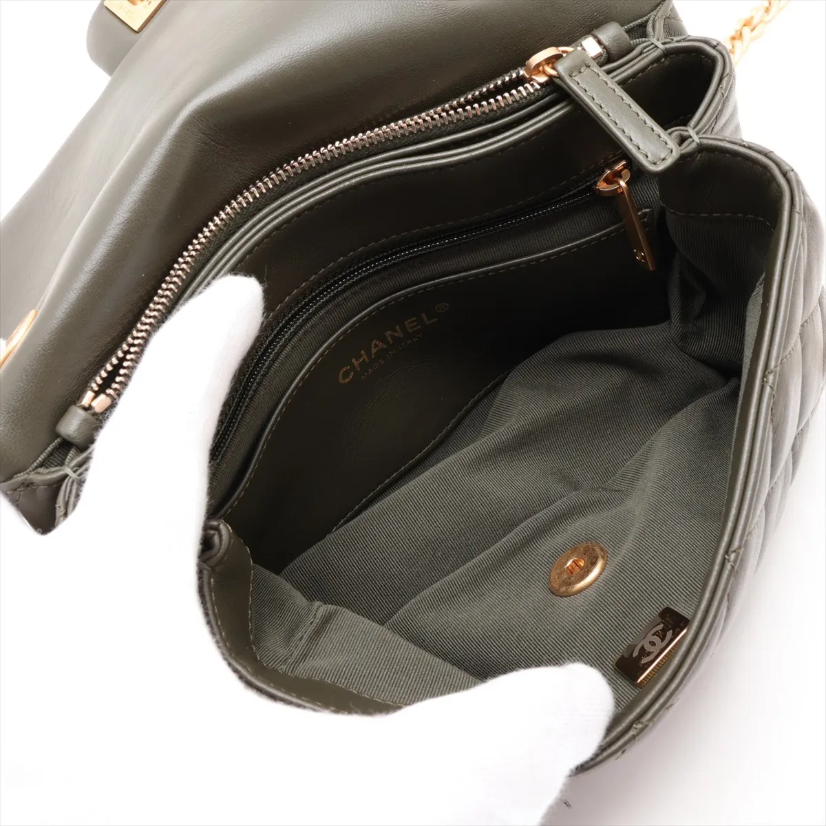 Matelassé Lambskin Chain Shoulder Bag, Khaki, Gold Hardware, PA26HJGJ, Random Plate — view 6