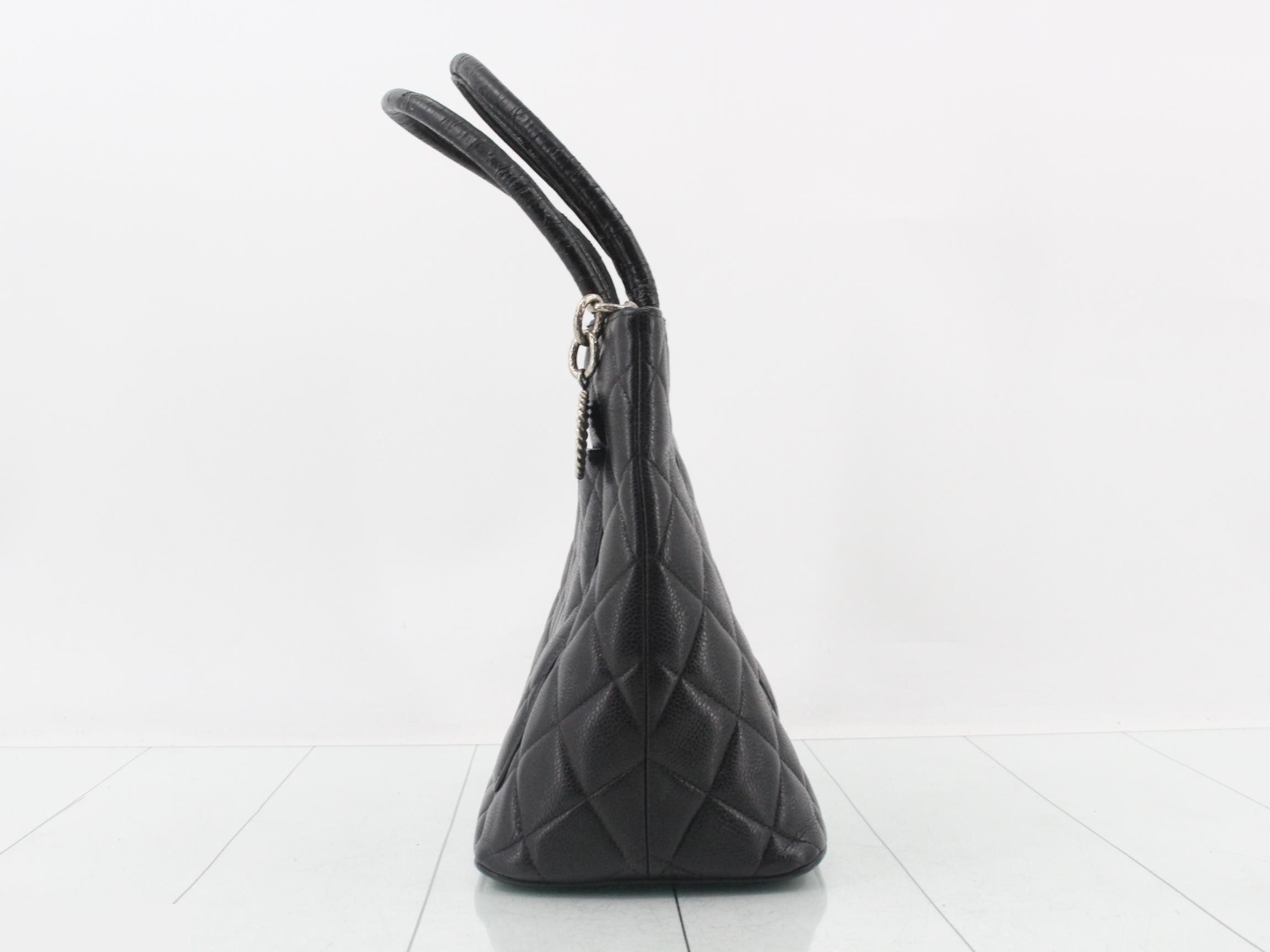 Matelassé (bag) - Tote bag - Reissue tote - Caviar leather - Silver hardware — view 4
