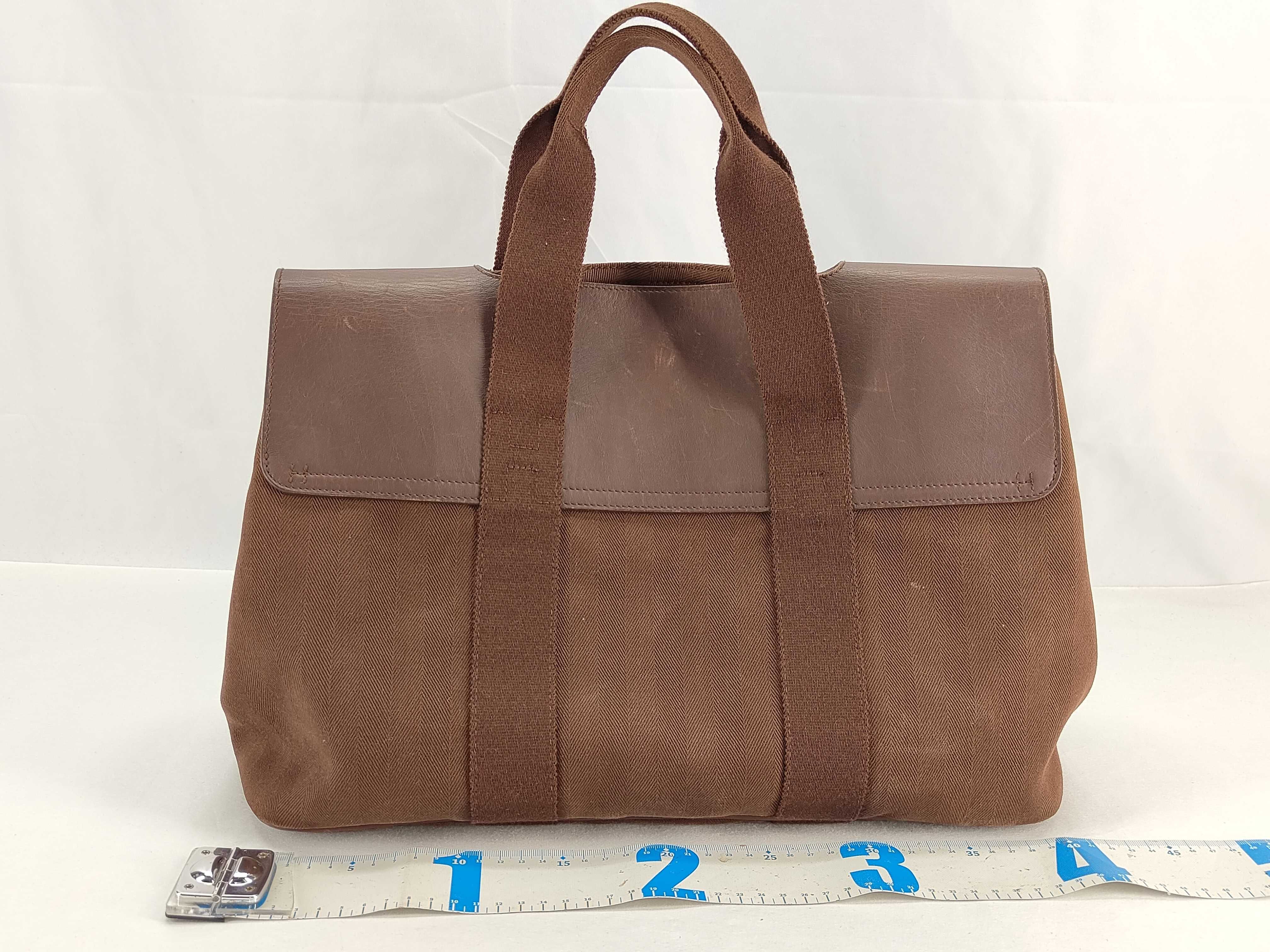 Valparaiso MM Brown Pouch Tote Bag — view 2