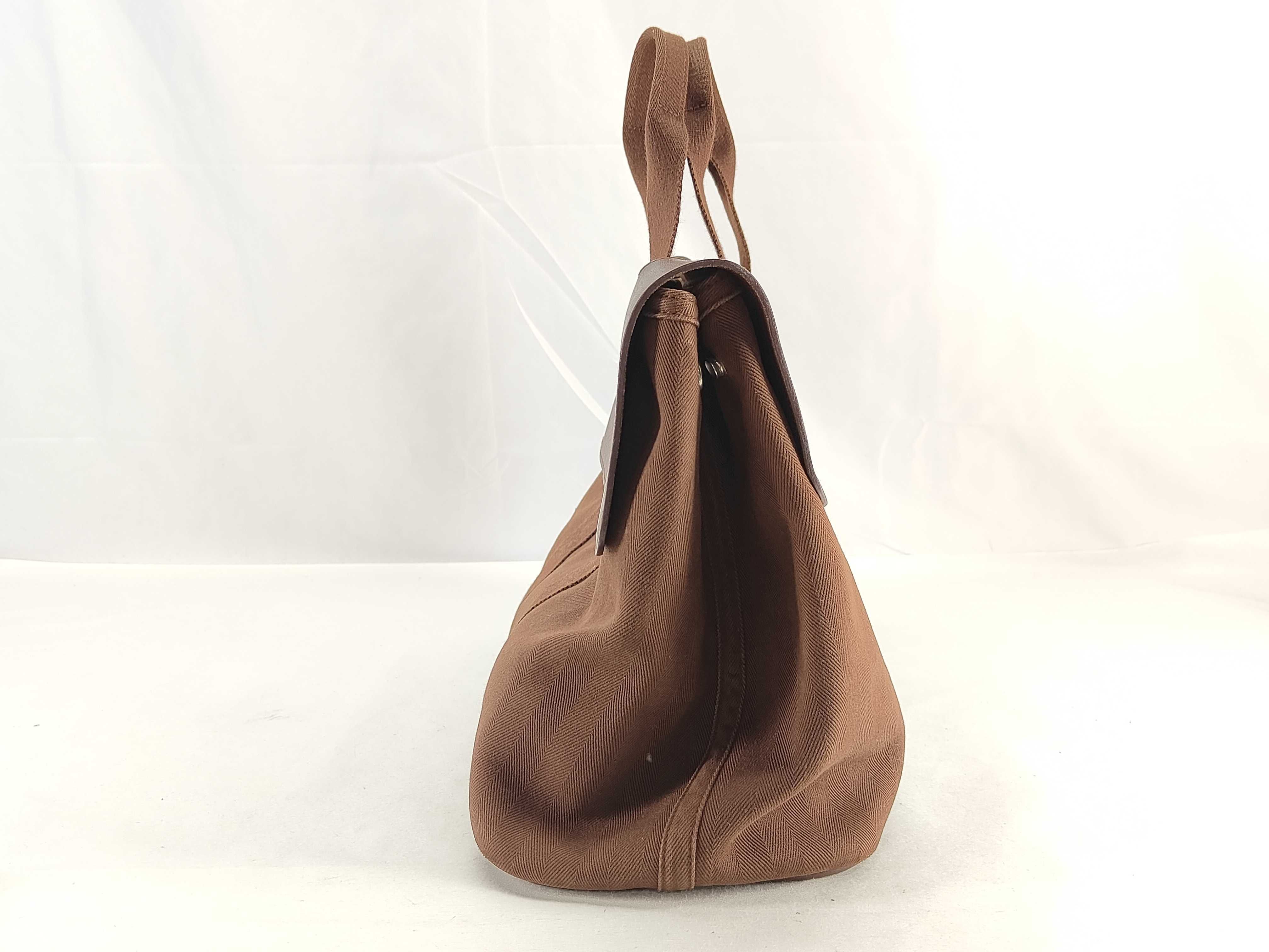 Valparaiso MM Brown Pouch Tote Bag — view 8