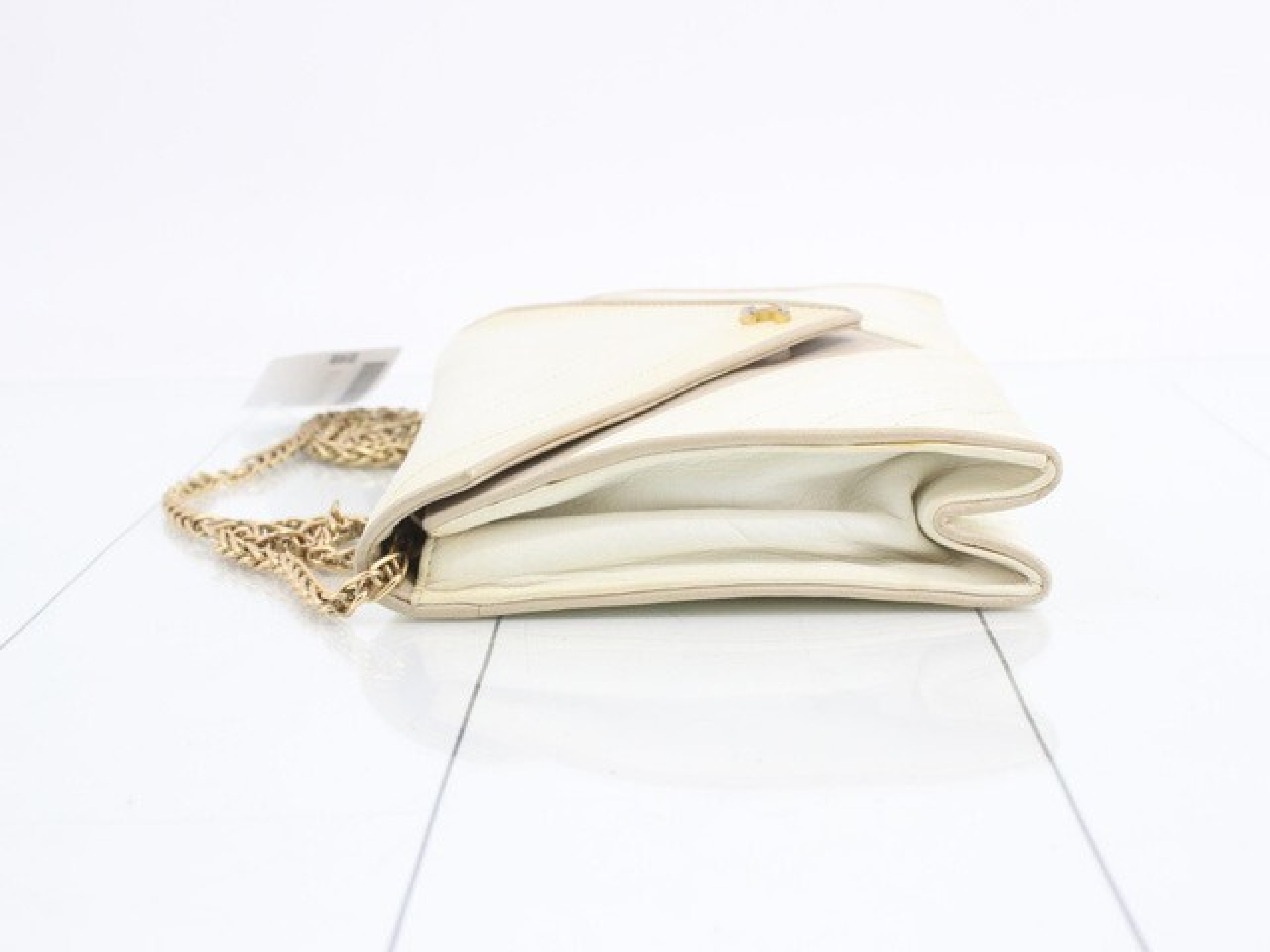 v stitch leather here mark shoulder bag — view 6