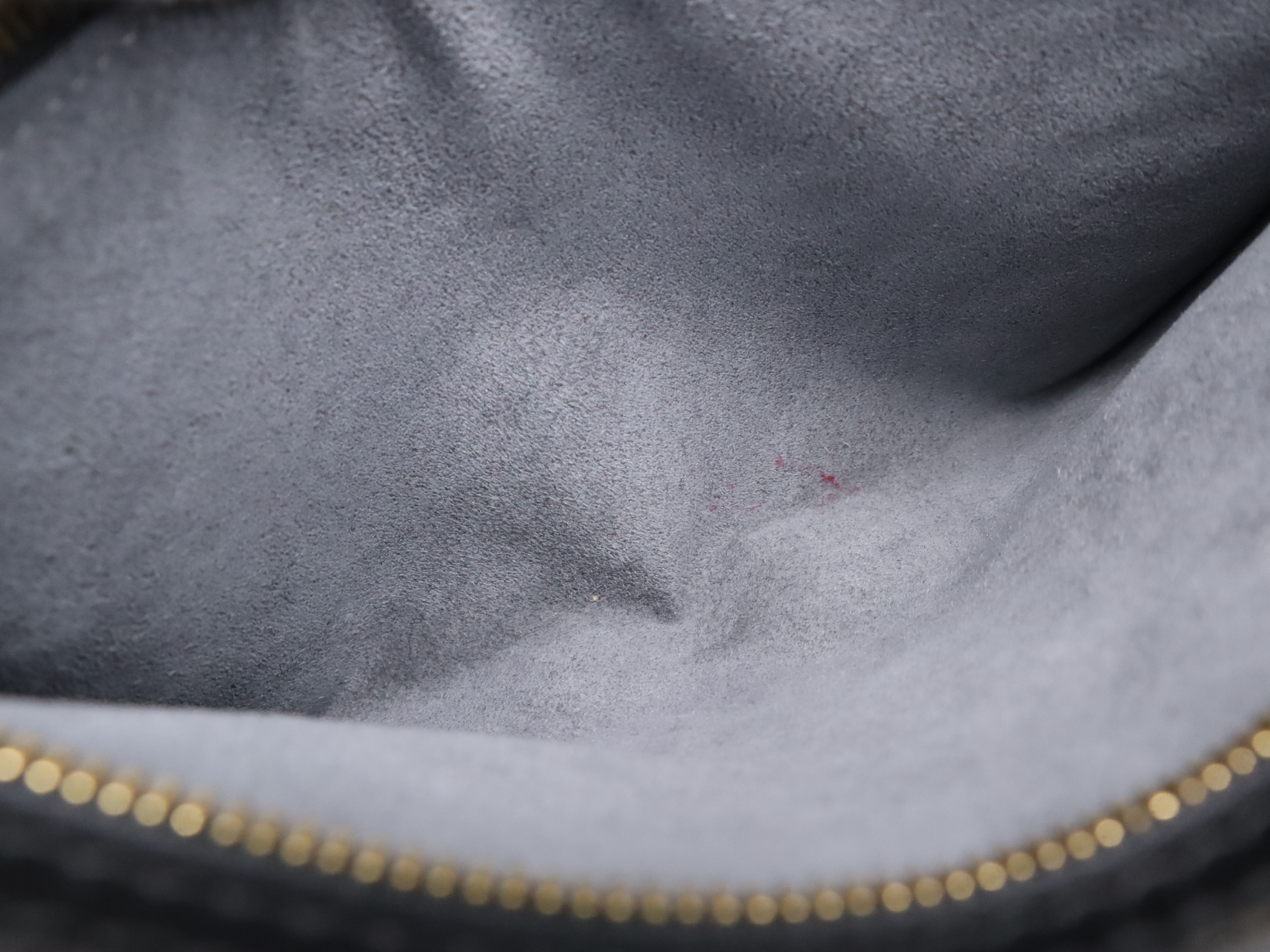 M52272 Epi Saint Jacques Noir Tote Bag — view 12