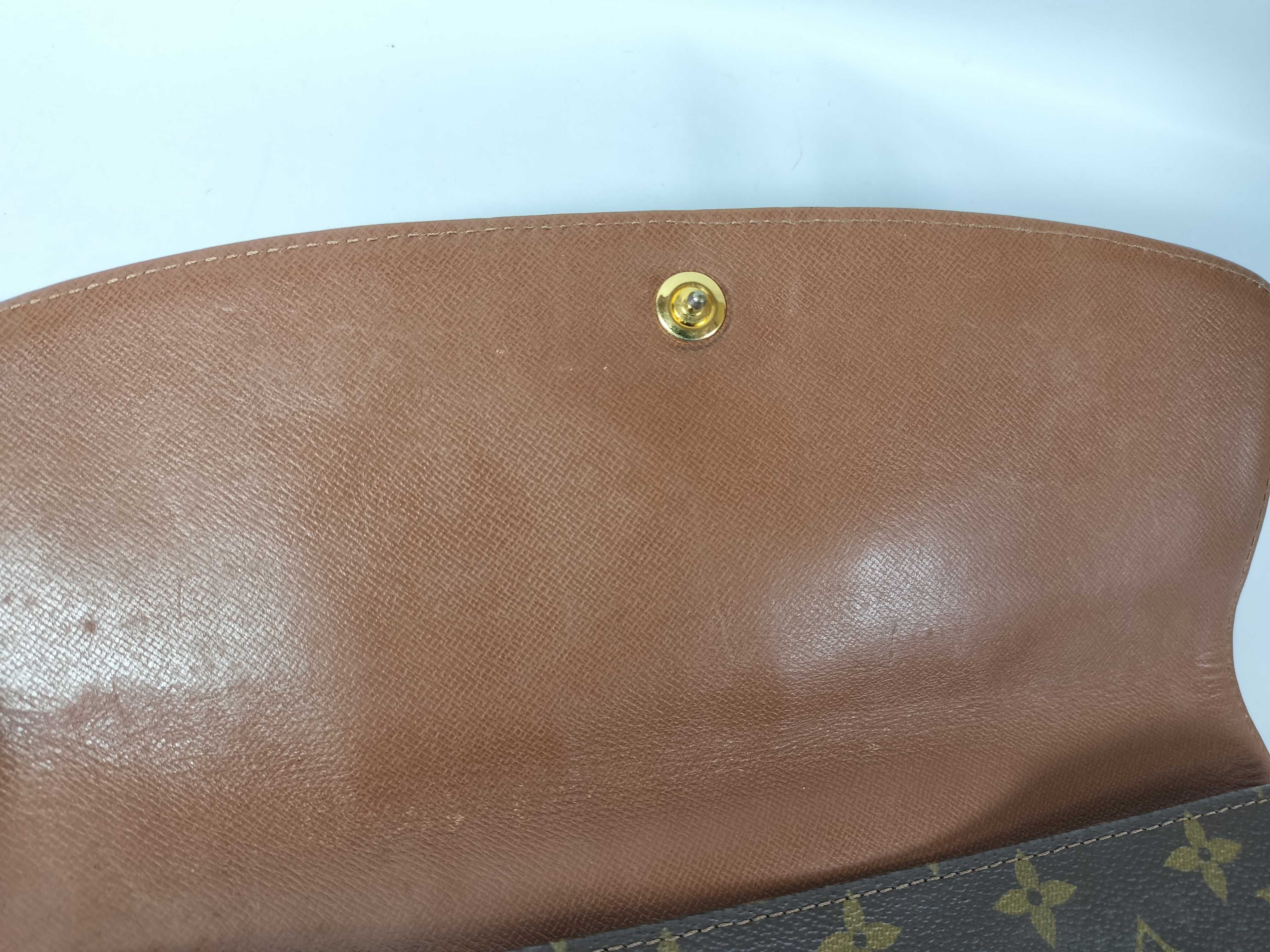 Monogram Louis Vuitton Second Bag — view 5