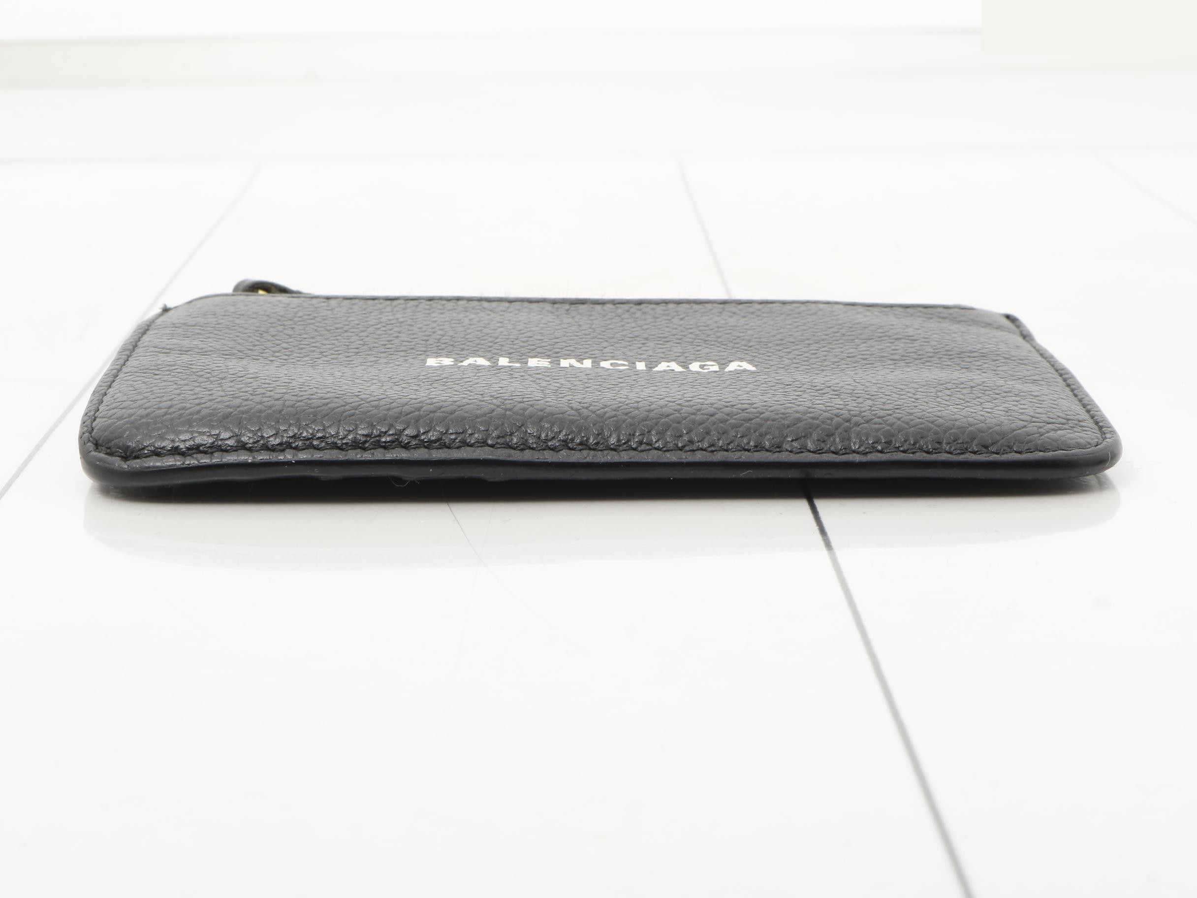 Other lines: Bags and coin cases — view 3