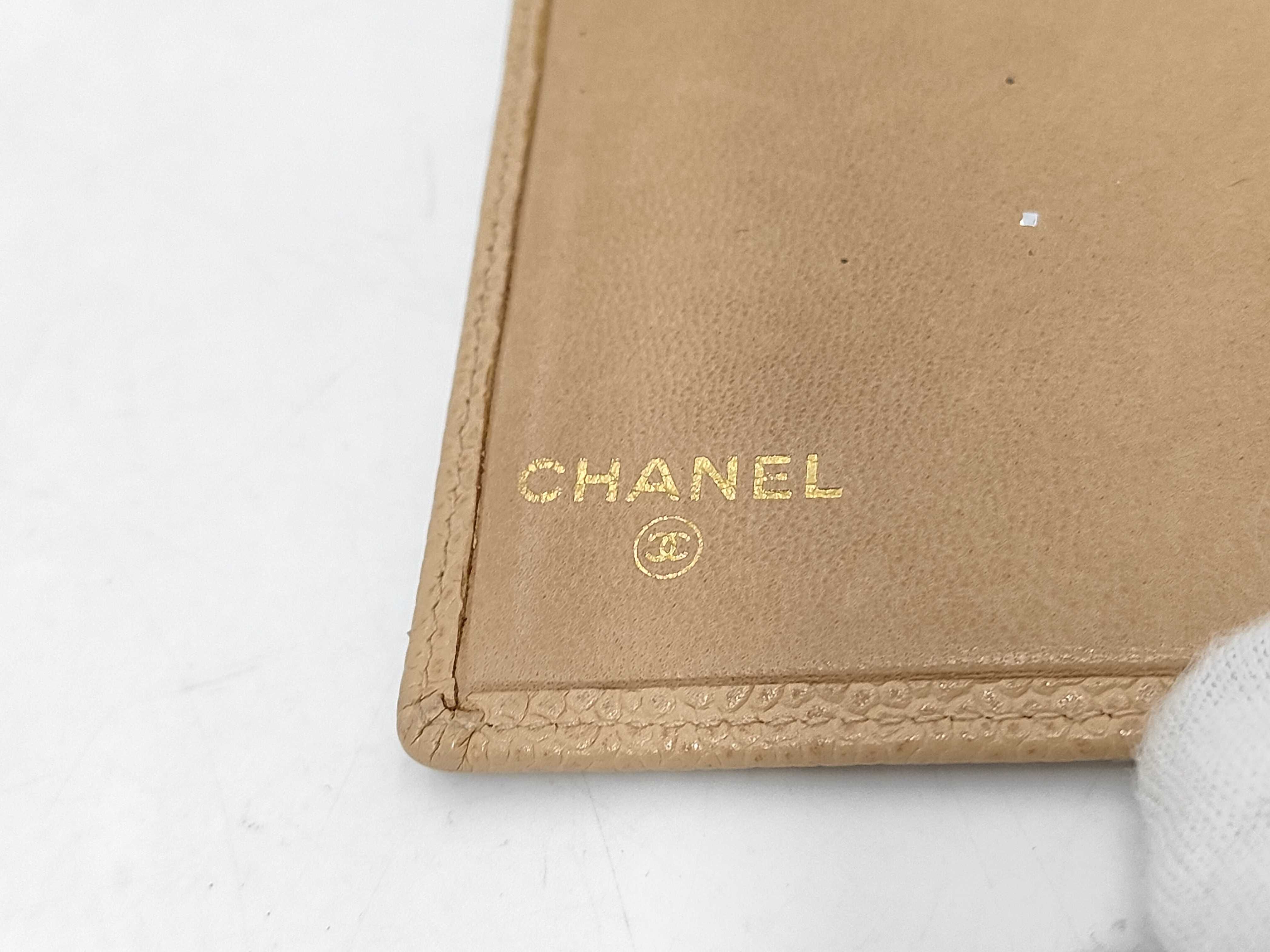 Caviar Skin Leather Card Case — view 5