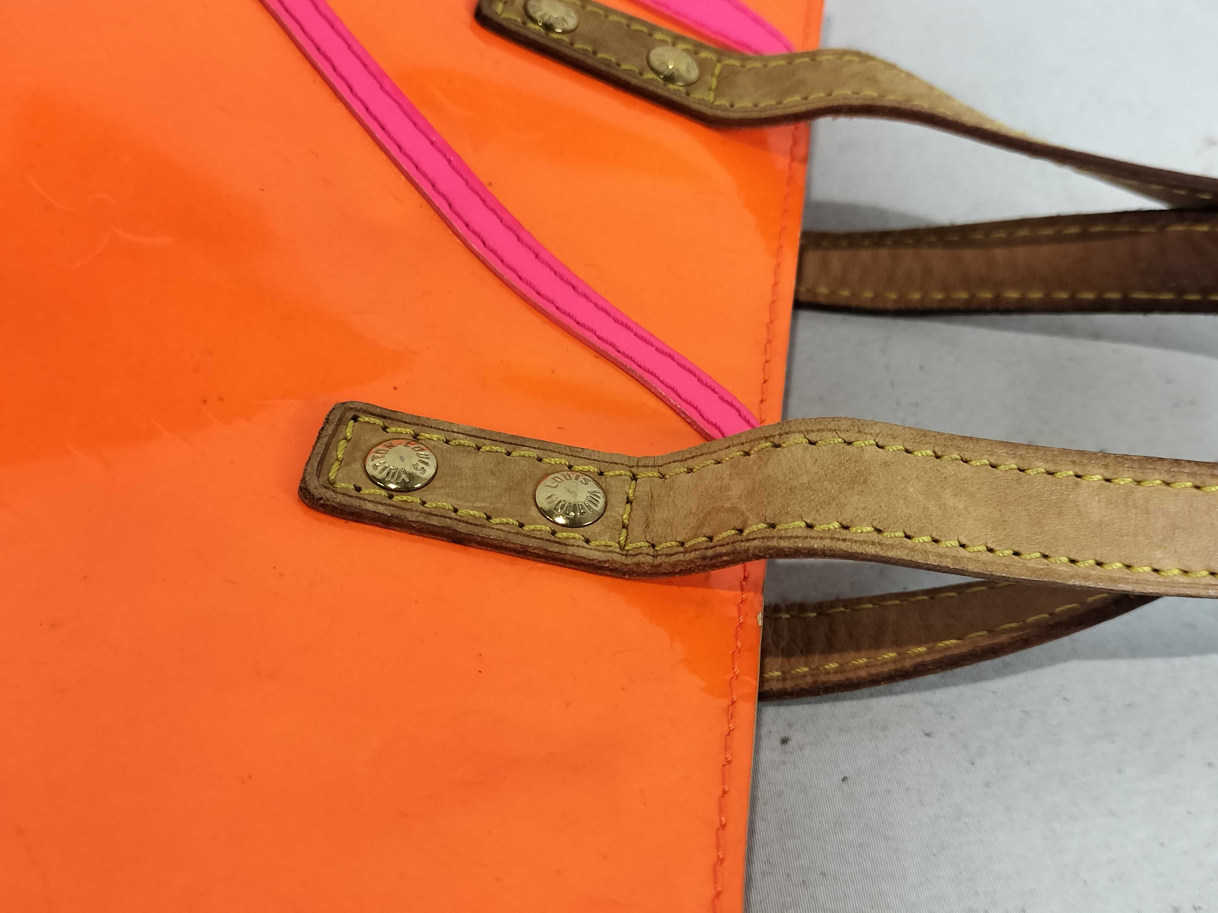 Vernis LV Fluorescent Lead PM Handbag — view 5