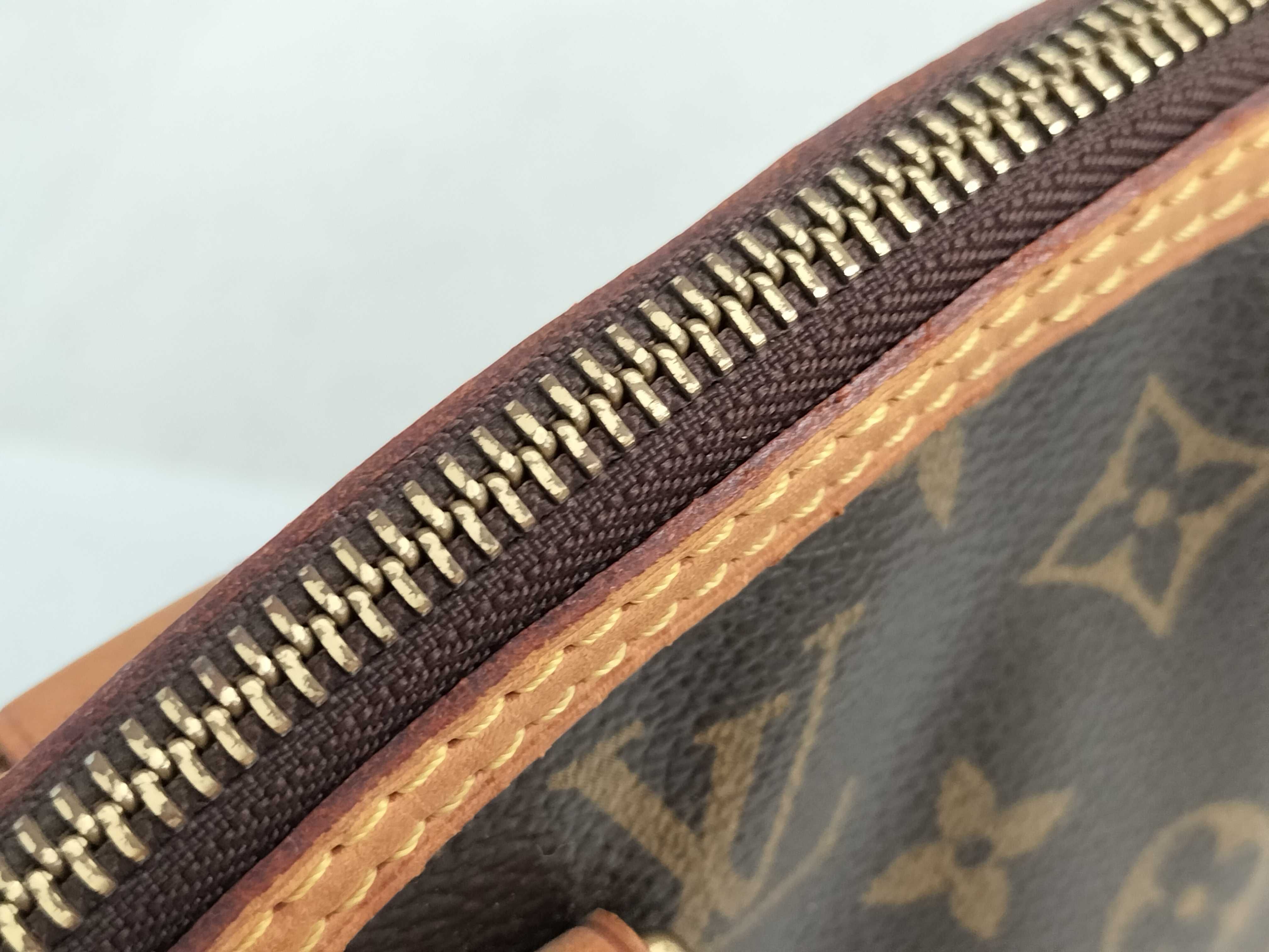Monogram Lockit M40102 FL0056 Handbag — view 6