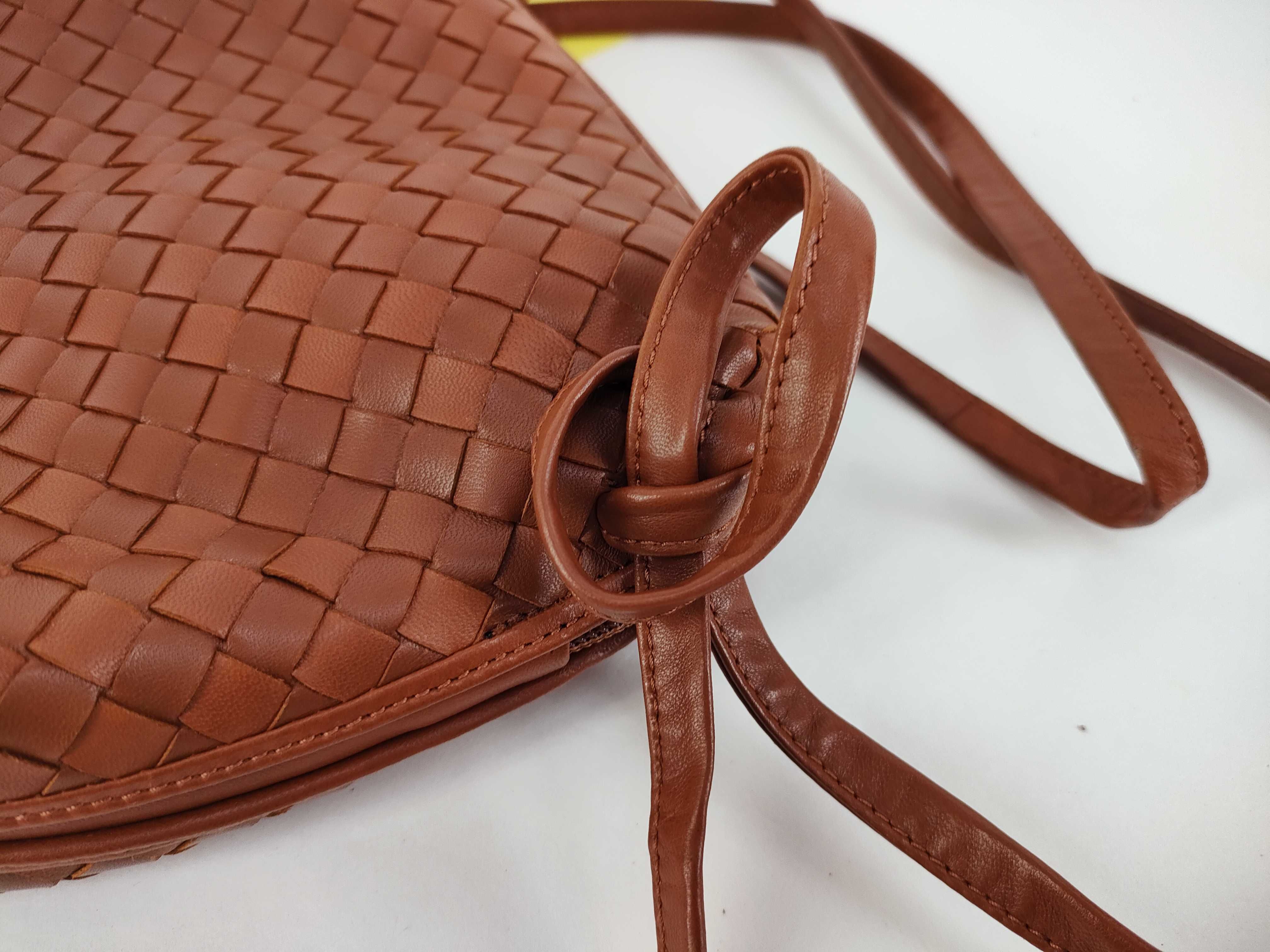 Intrecciato Shoulder Bag, Brown Shoulder Bag — view 5