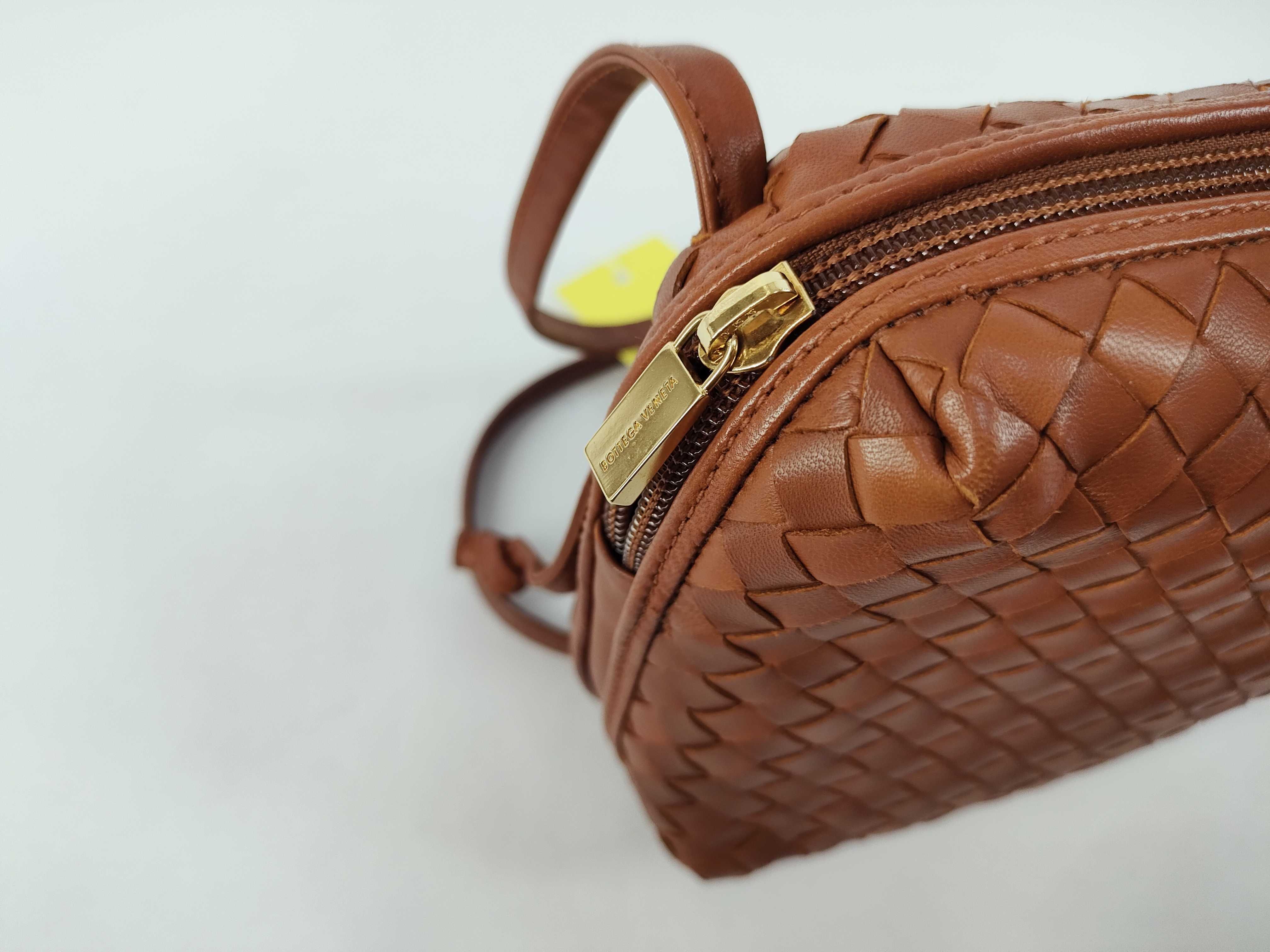 Intrecciato Shoulder Bag, Brown Shoulder Bag — view 8