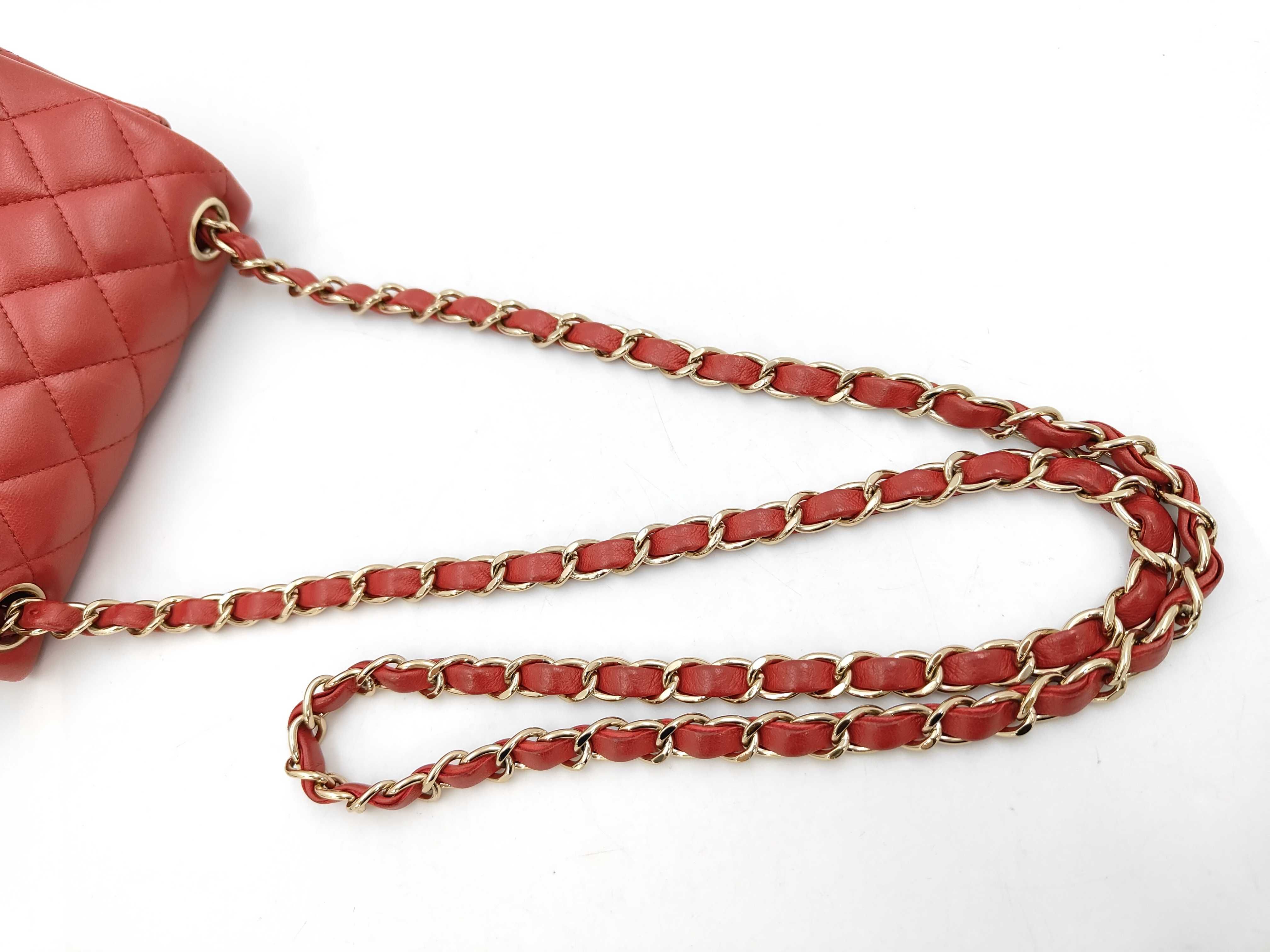 Coco Mark Matelassé Chain Shoulder Bag AS0321 Lambskin Red Gold Hardware Shoulder Bag — view 3