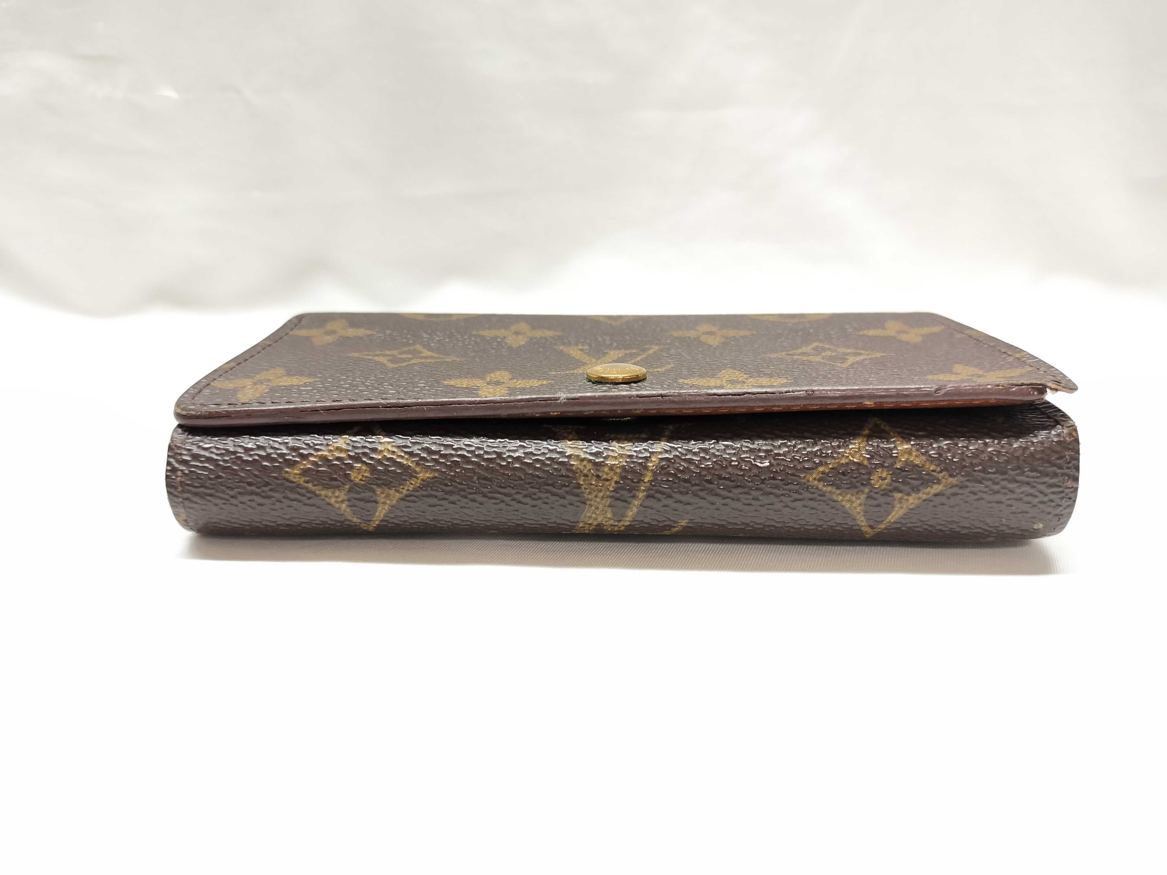 Monogram M61730 Portemonnaie Billet Trésor Wallet — view 5