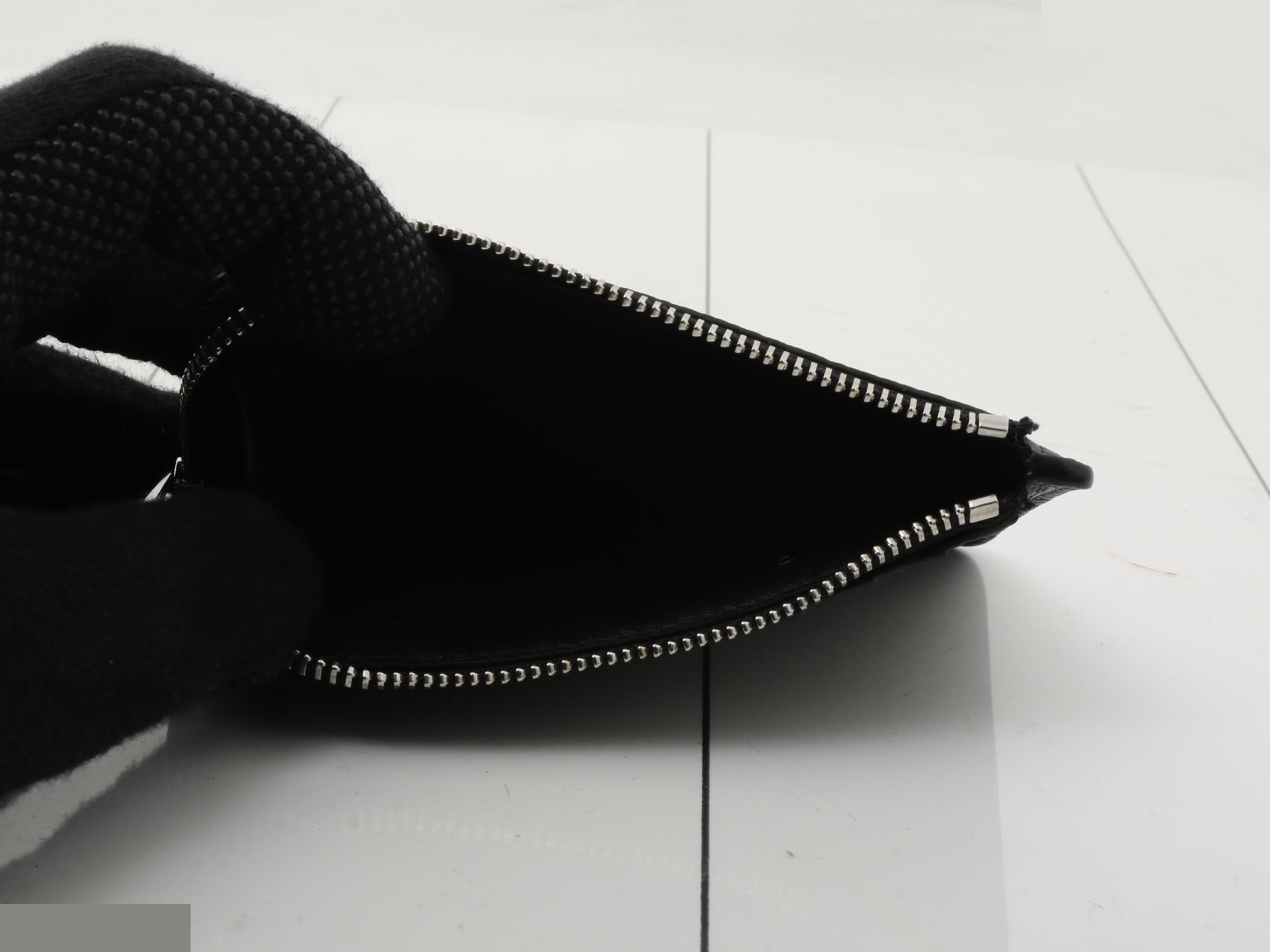 Fragment case — view 4