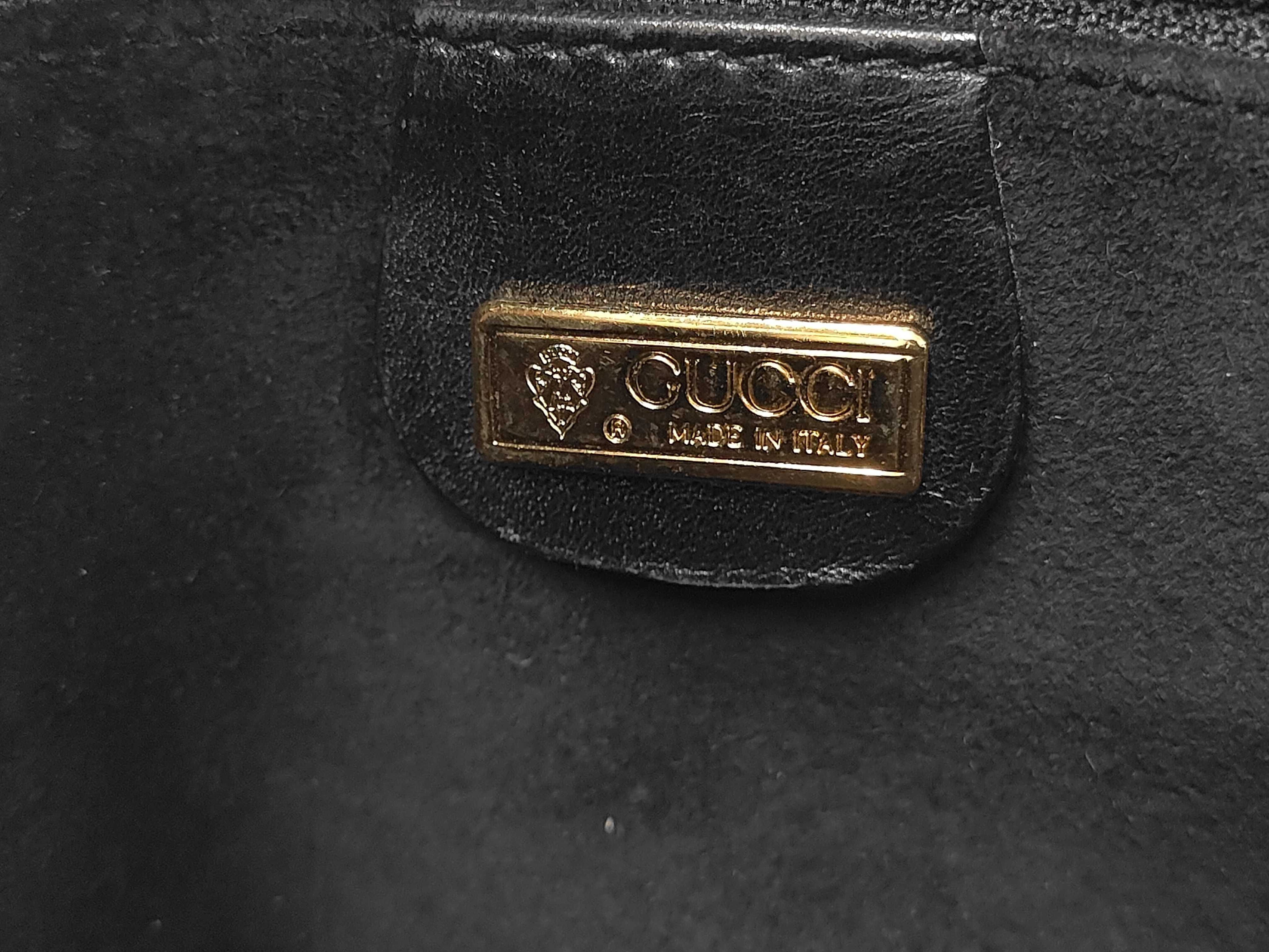 Old Gucci Interlocking G Shoulder Bag — view 11
