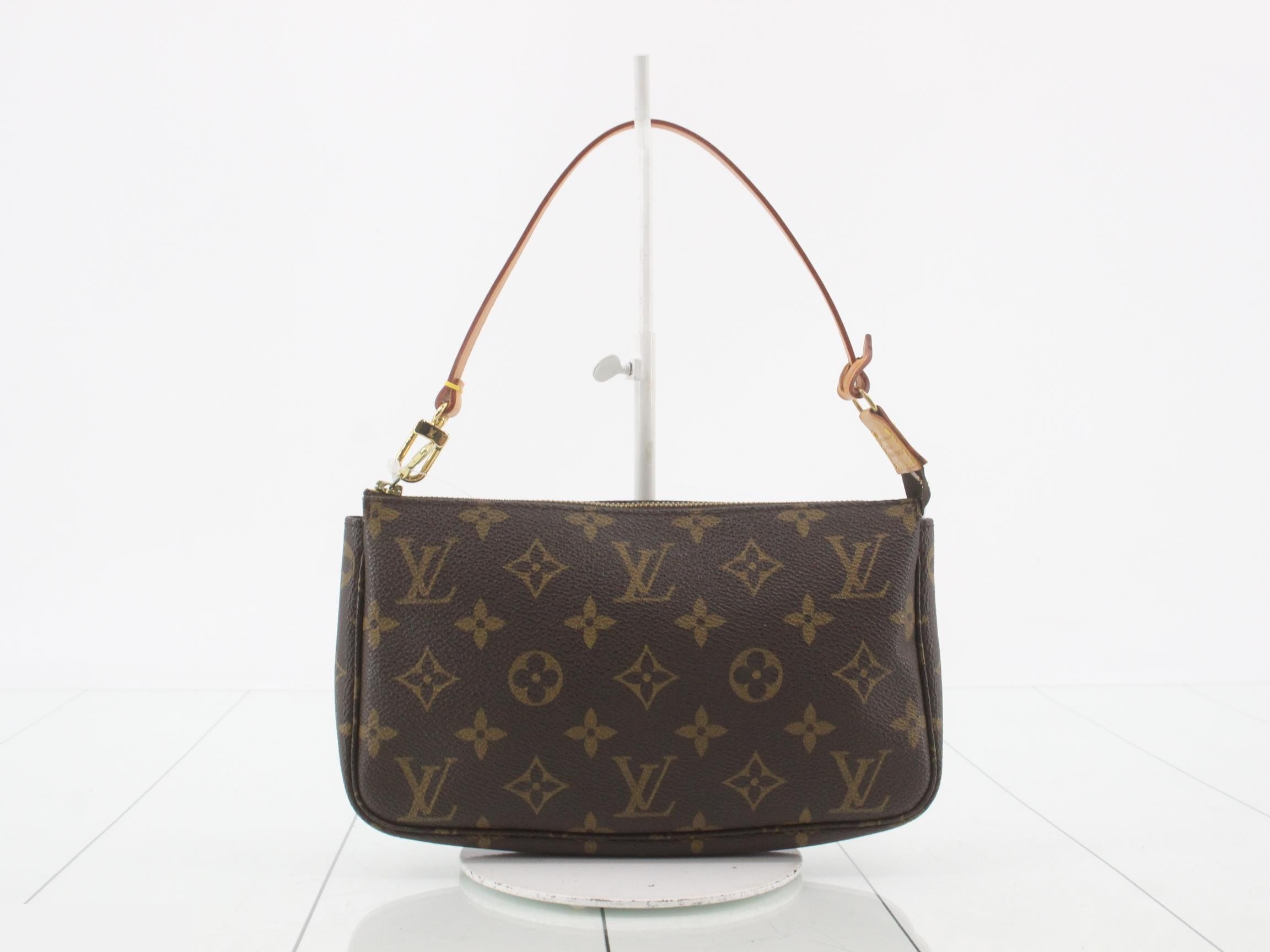 Pochette Accessoires (old model)