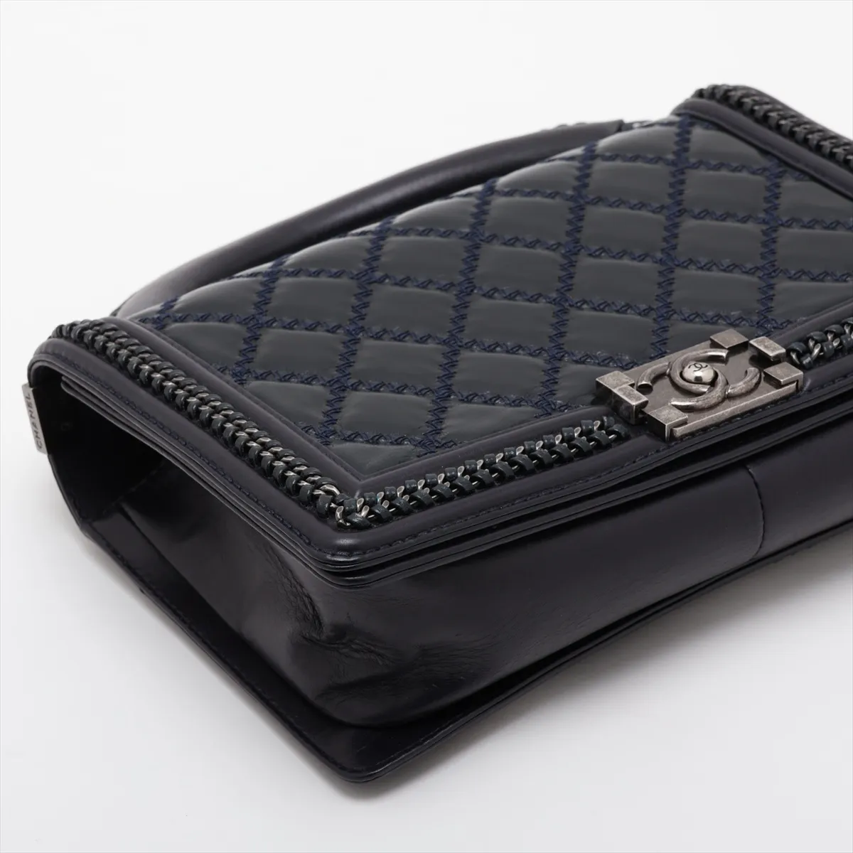 Boy Chanel 28 Large Leather Chain Shoulder Bag, Navy with Gunmetal Hardware, 21206419, Serial Number 21, A92193 — view 4
