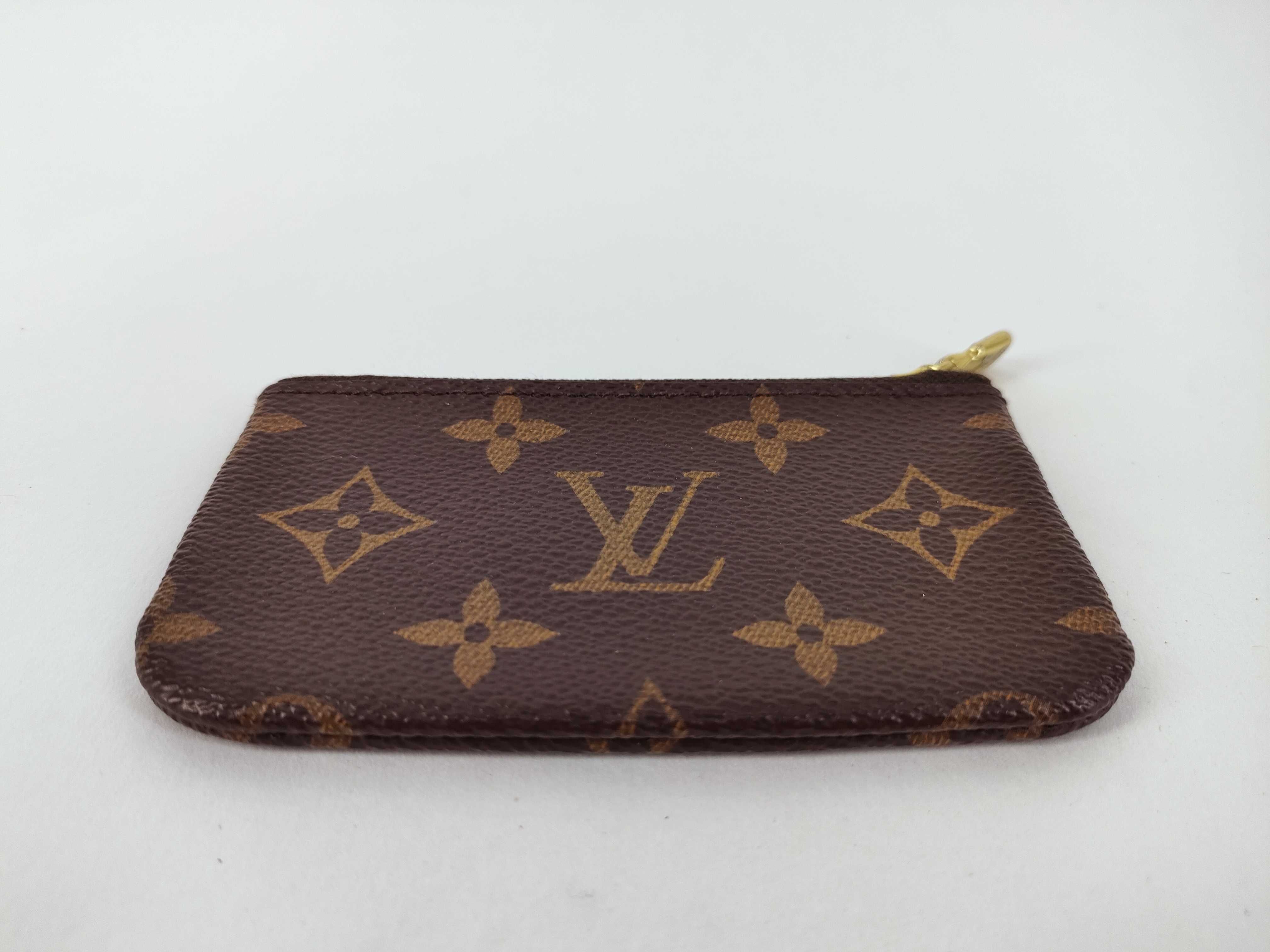 coin case — view 5