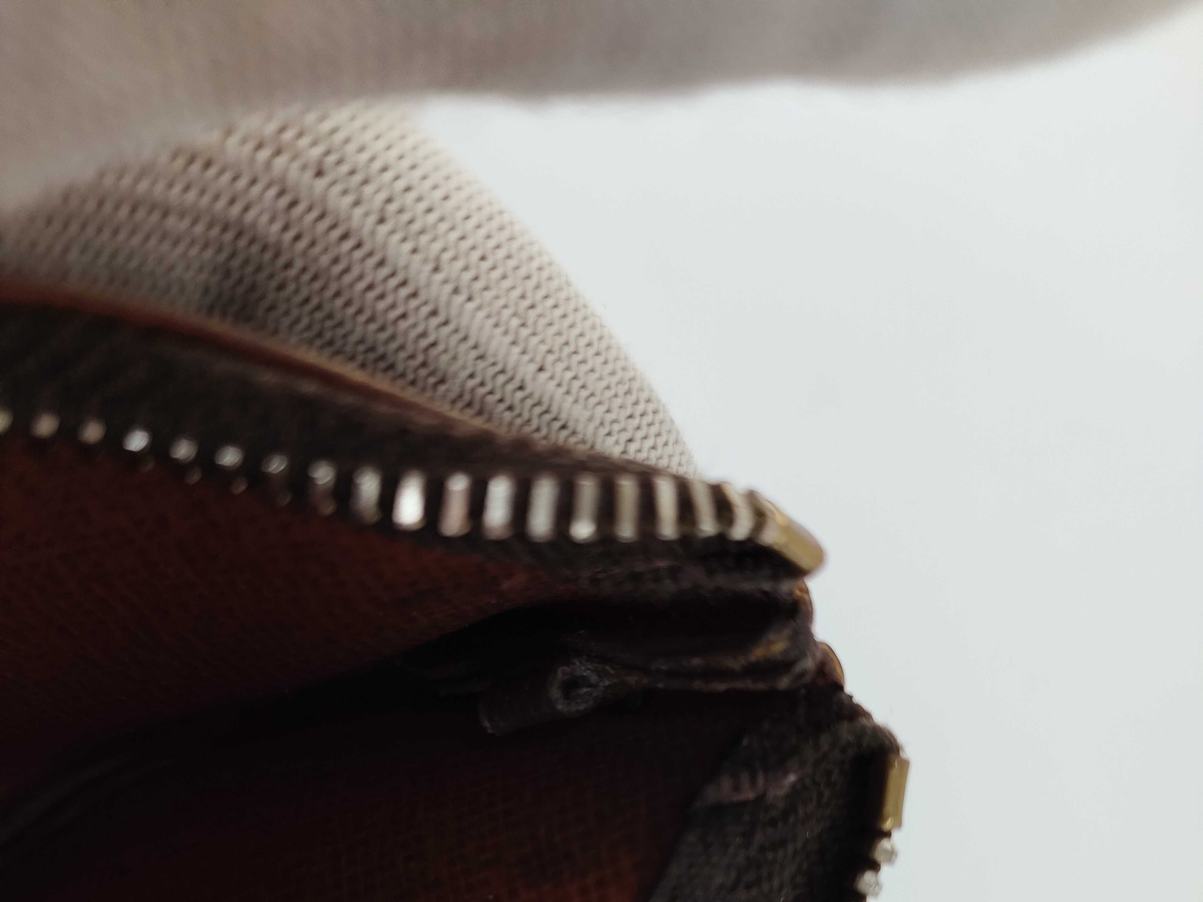 coin case — view 8