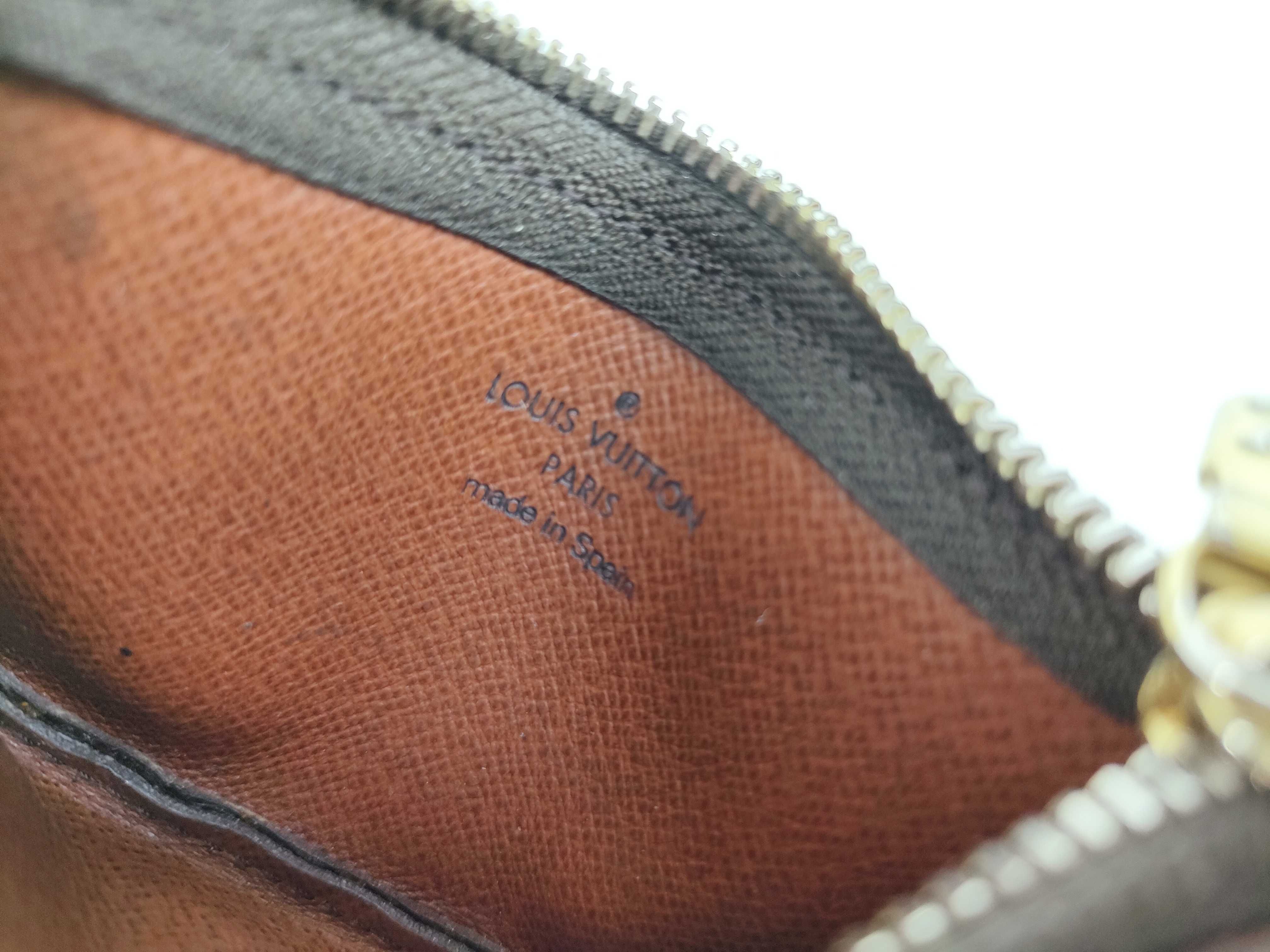 coin case — view 9