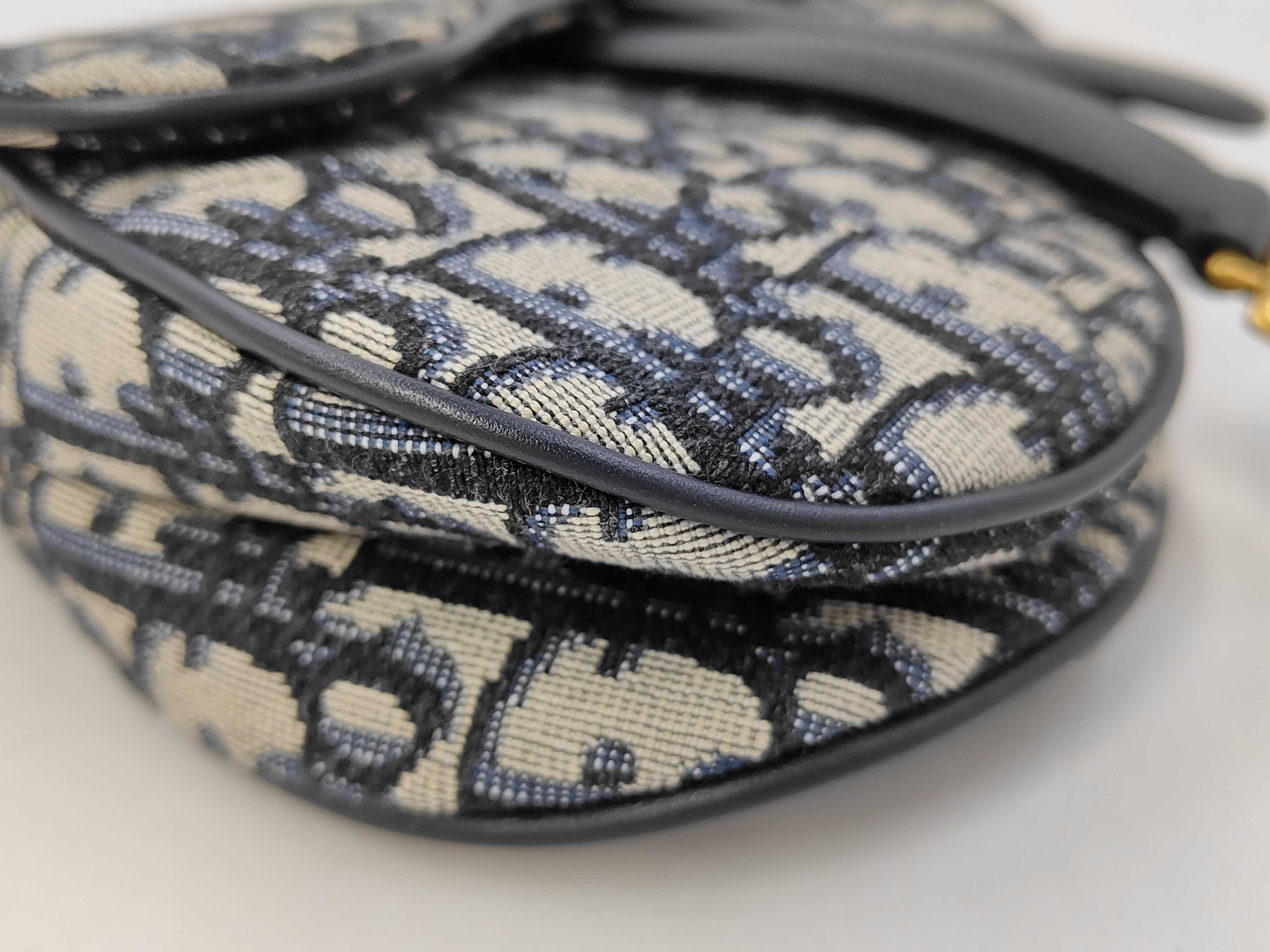 Saddle Mini Bag Oblique Handbag — view 6