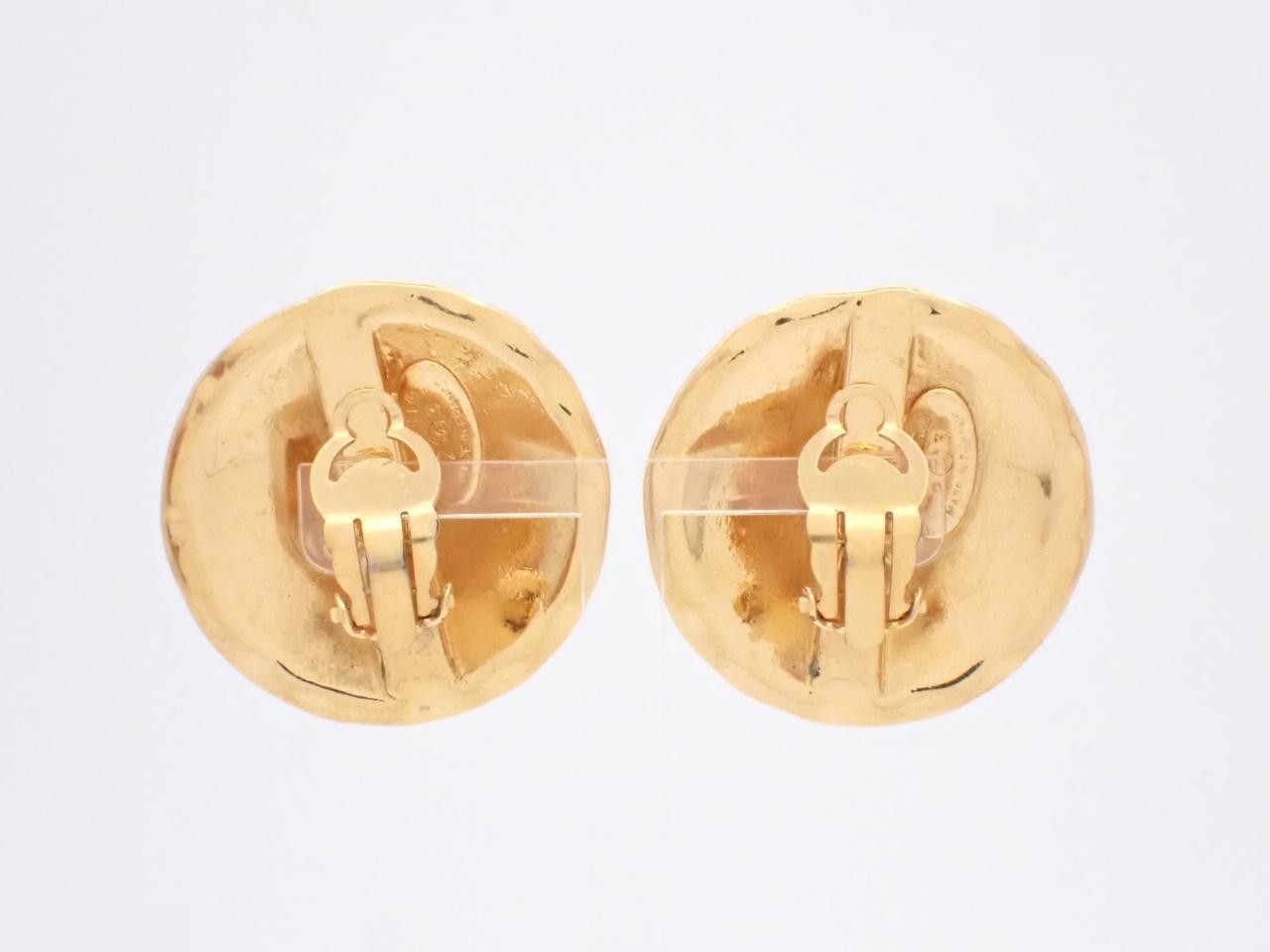 Coco Mark Matelassé Round Vintage Earrings — view 2
