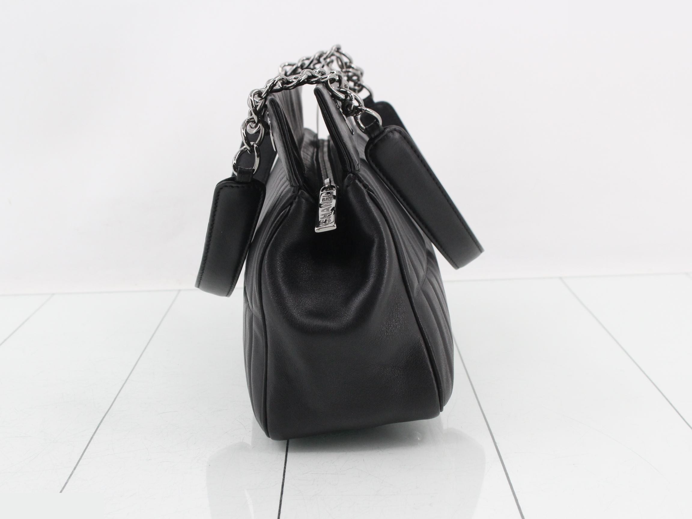 Chocolate bar chain shopping bag, rum-colored, black, silver hardware, item number 8. — view 4