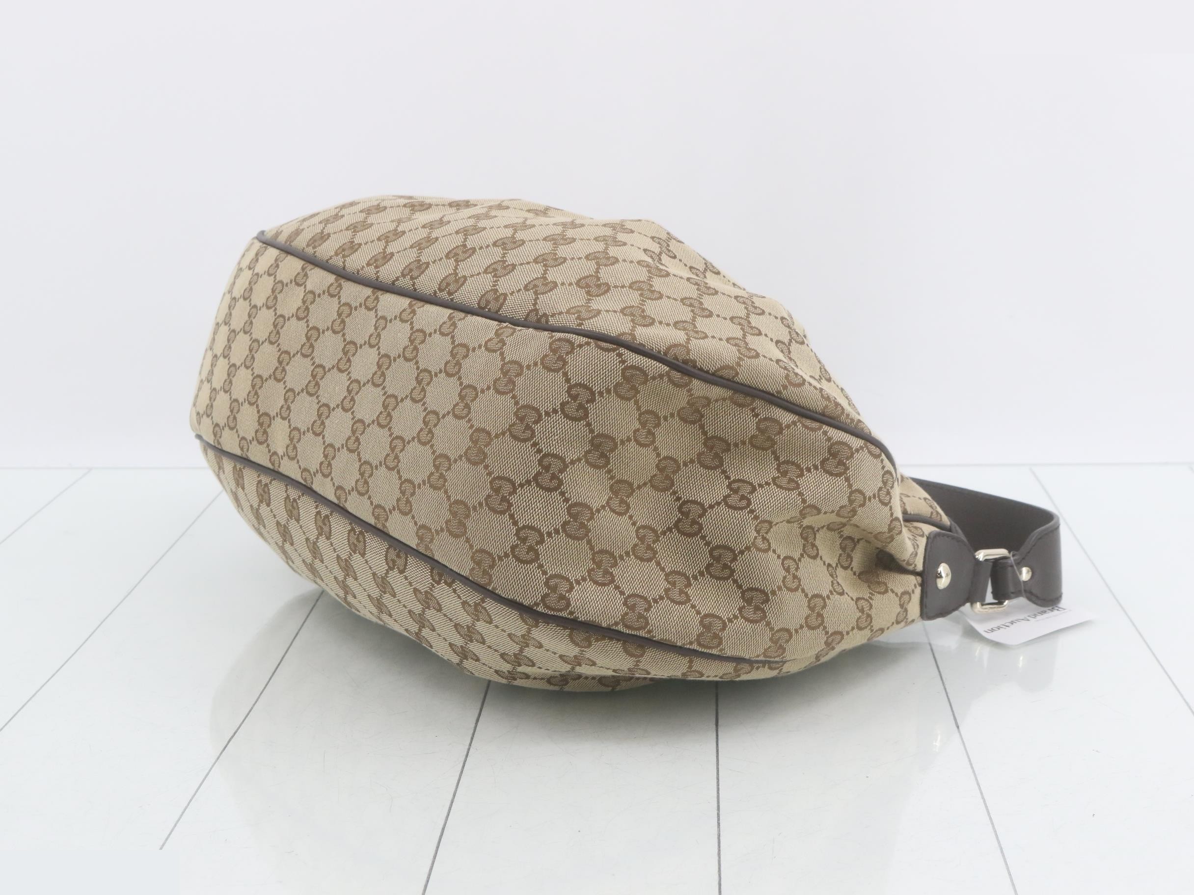 GG Canvas Shoulder Bag — view 6
