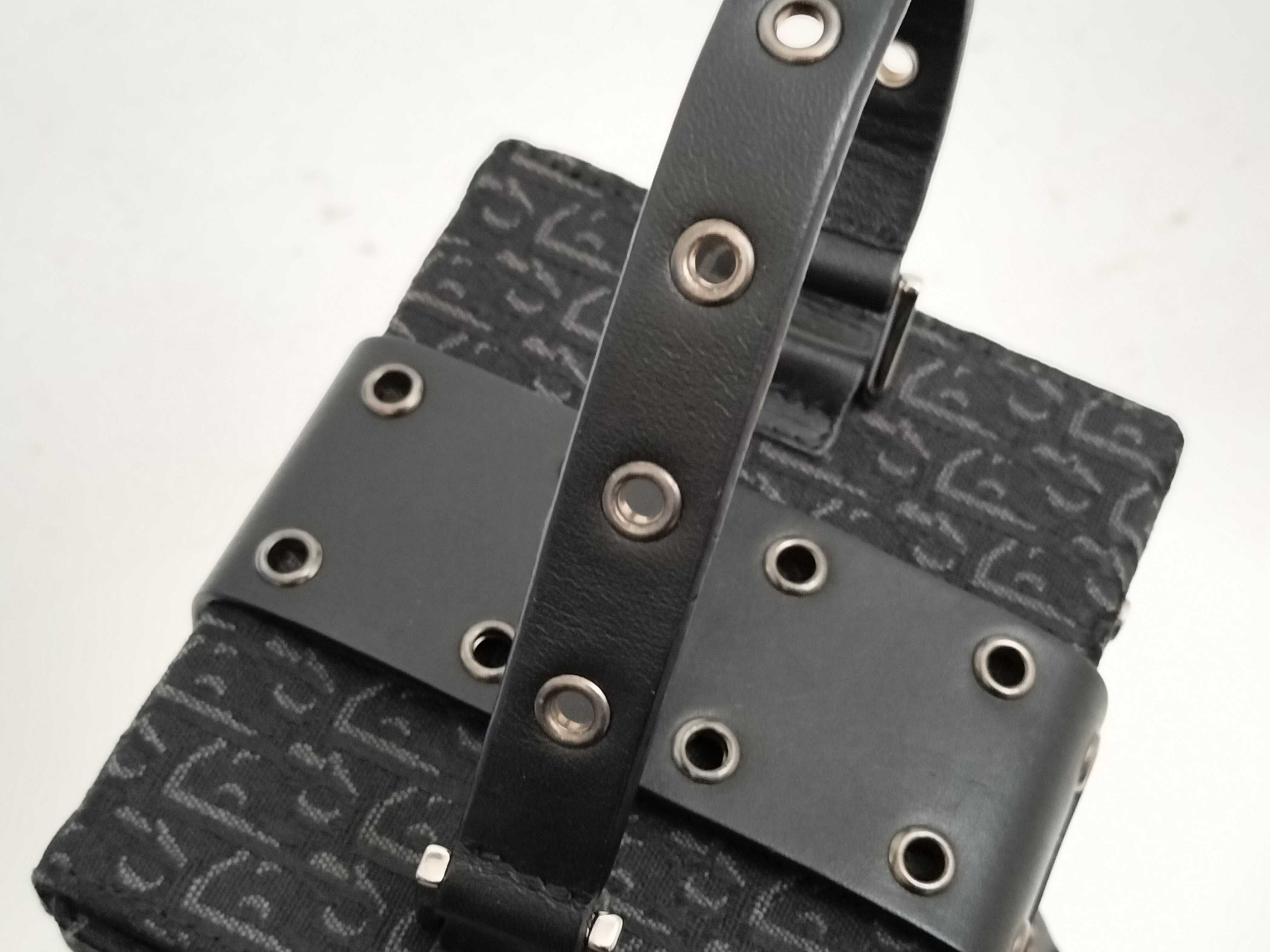 Trotter Canvas Black 2002 Vanity Bag — view 4
