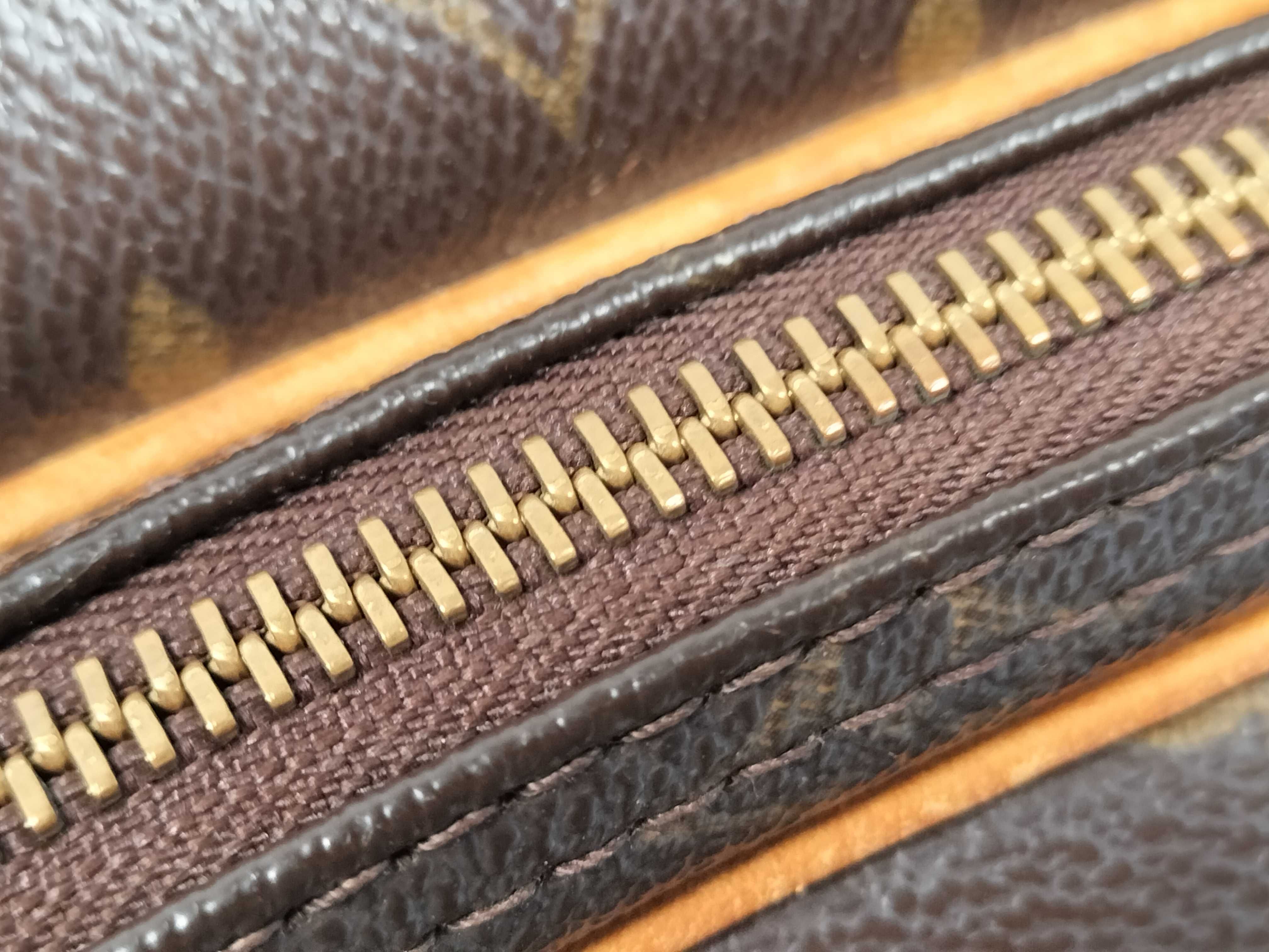 Monogram M45254 Monogram Reporter PM Shoulder Bag — view 9