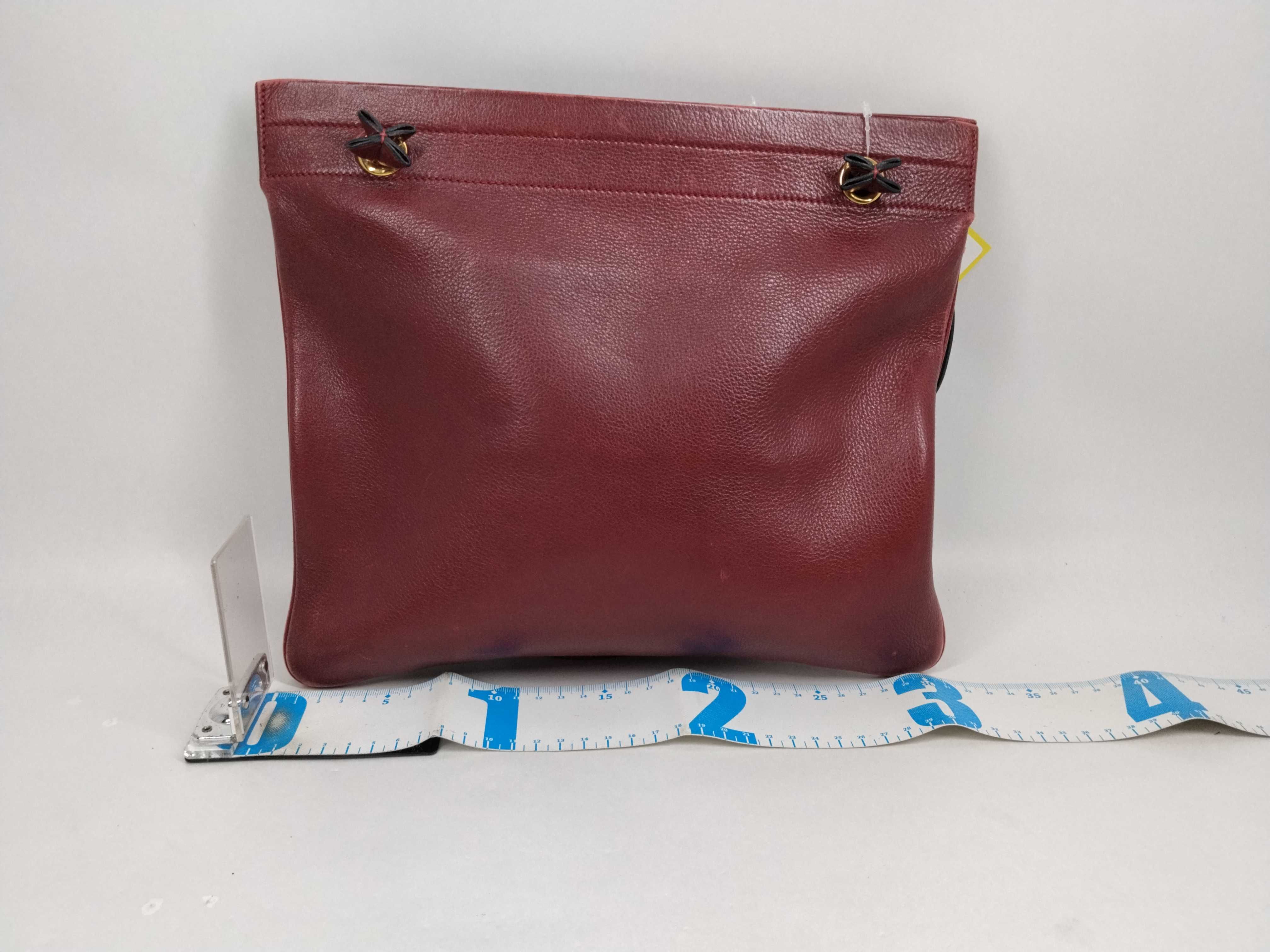 Aline Shoulder Bag with L Stamp — view 2