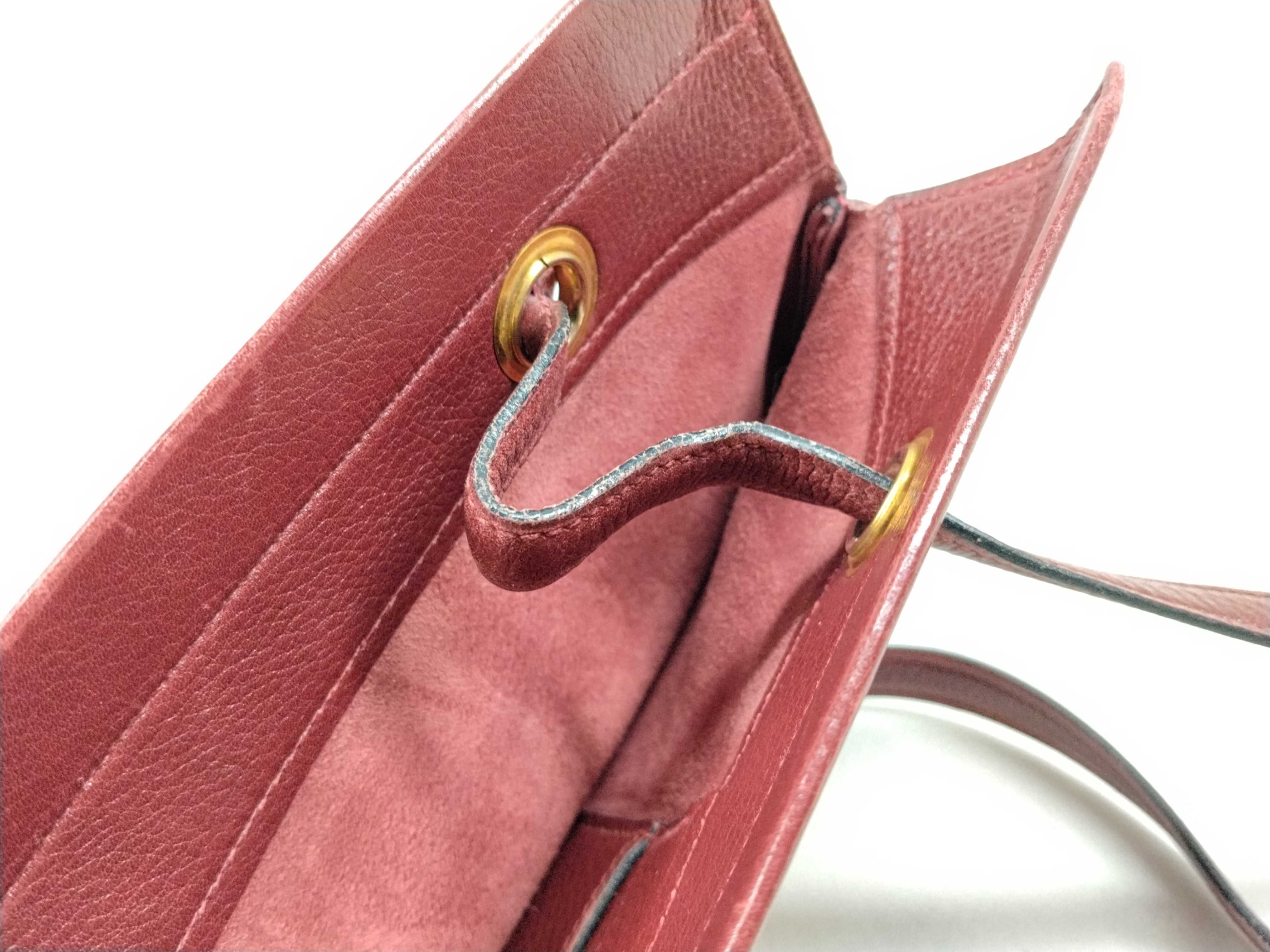 Aline Shoulder Bag with L Stamp — view 12