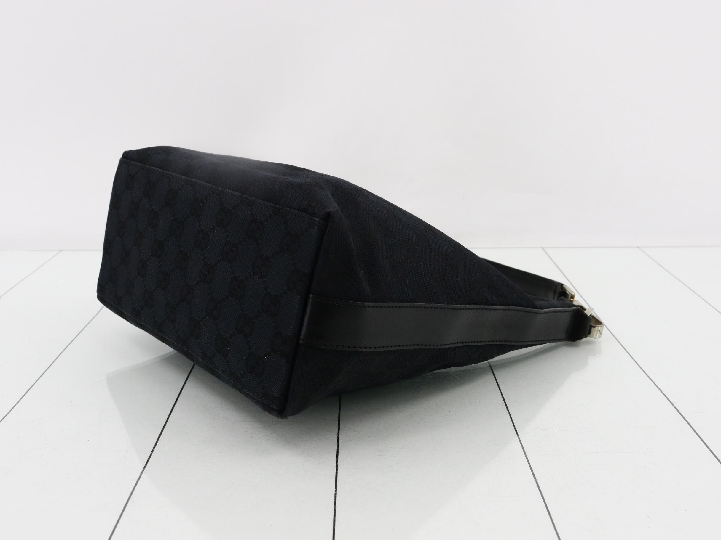 GG Canvas (Bag) Hobo One-Shoulder Bag — view 6