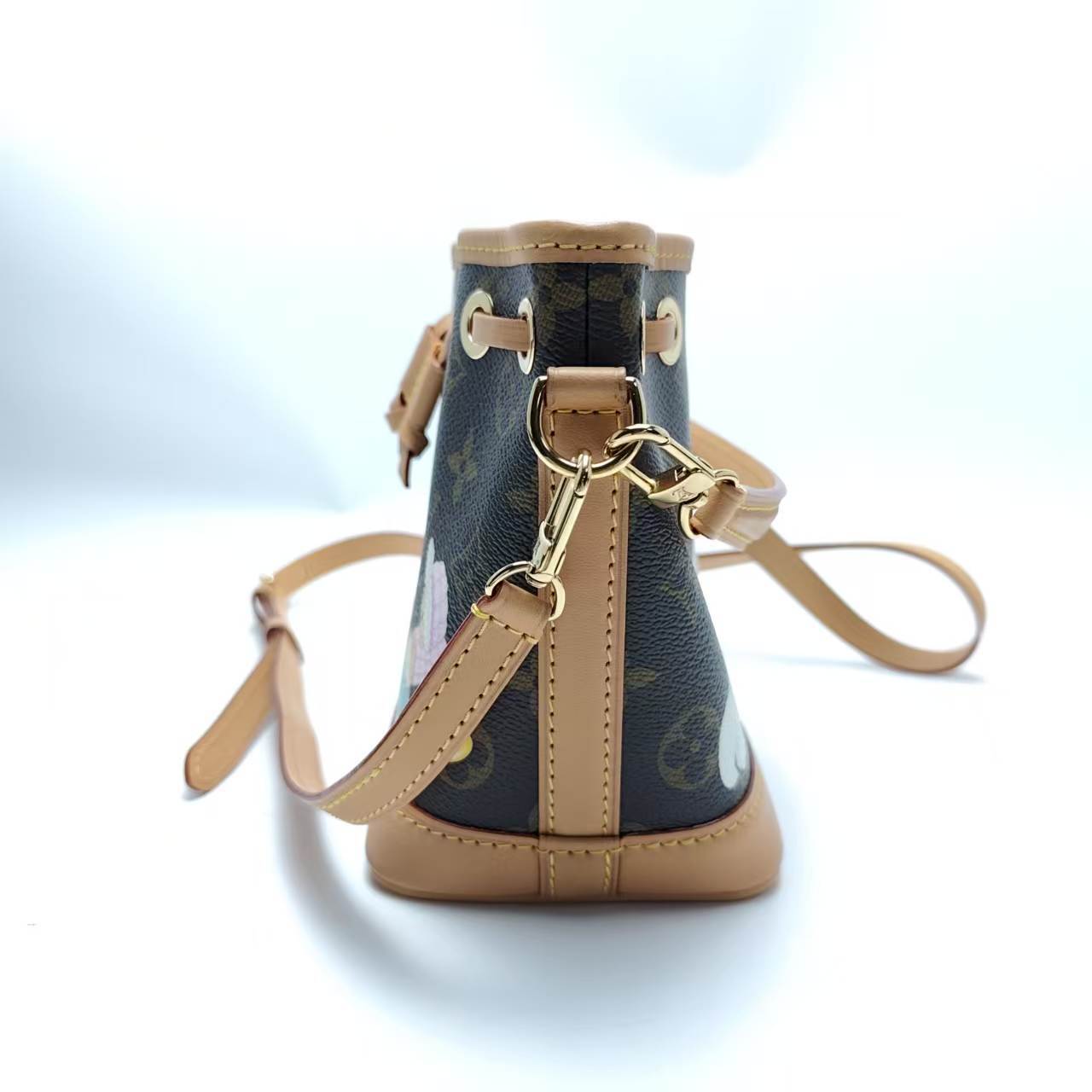 【*Shipped from: China*】LOUIS VUITTON Noe PU Shoulder Bag — view 4