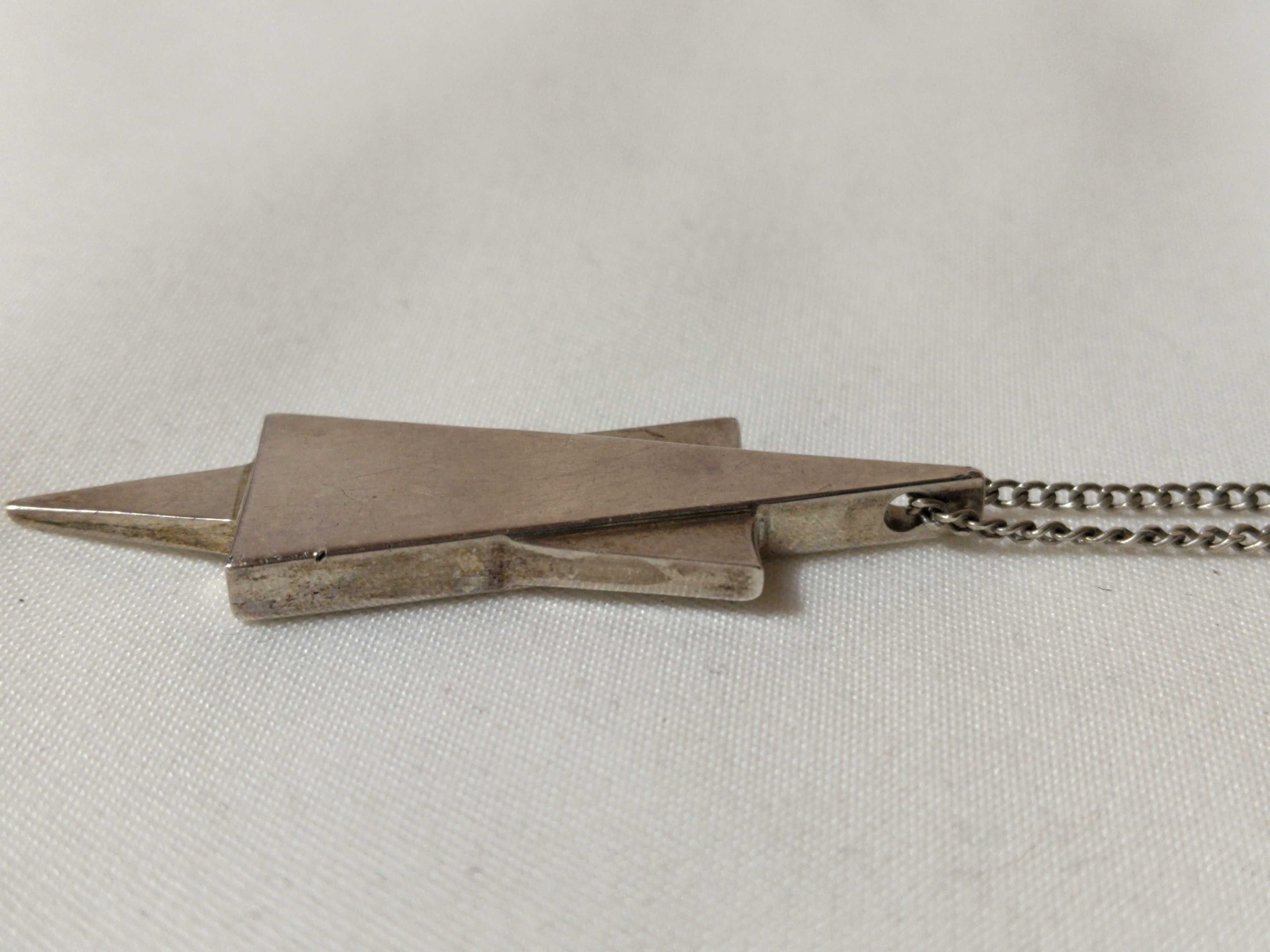 Star of David Necklace (1 piece) — view 3