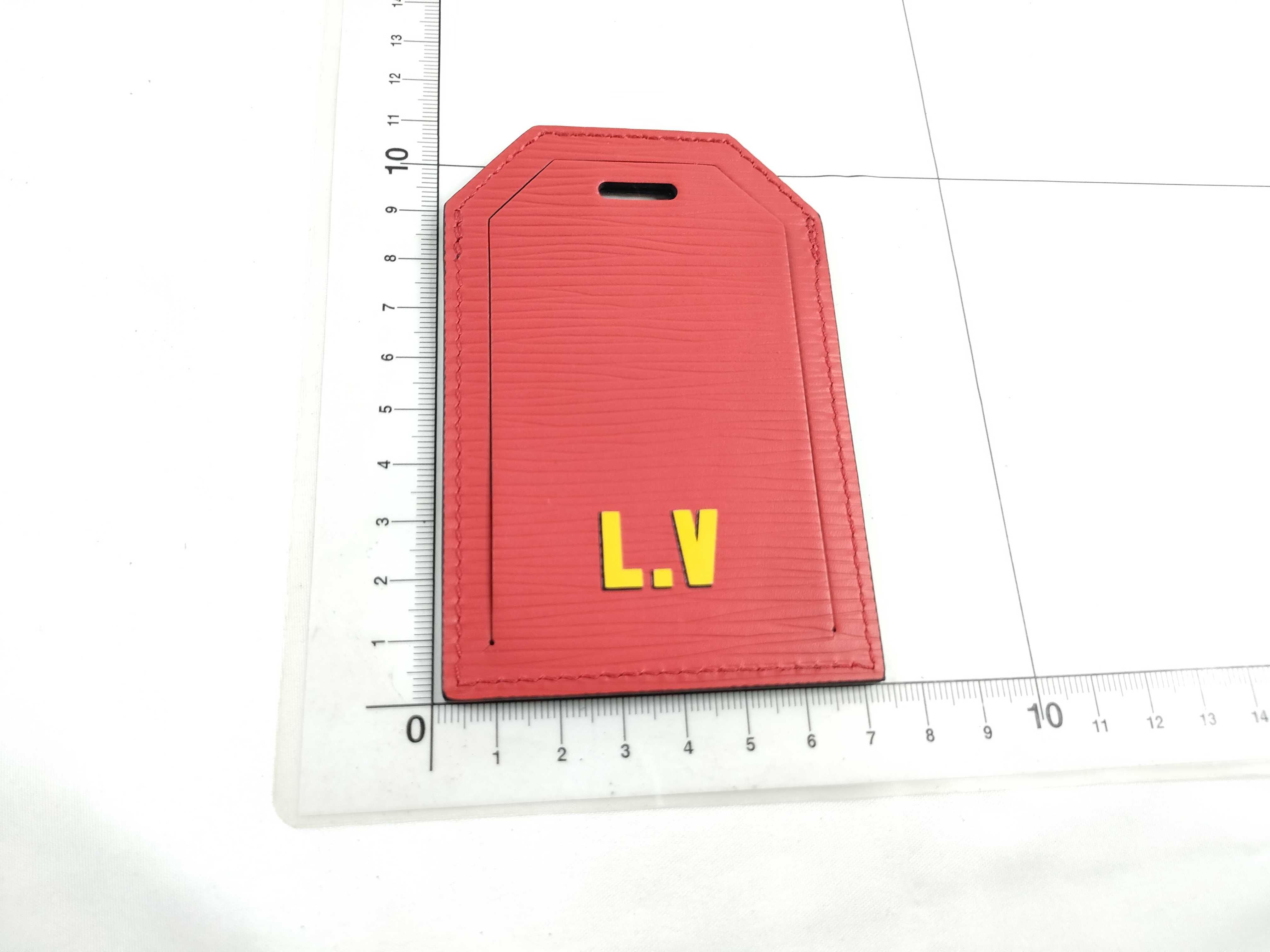 Name Tag (Red), Dust Bag, and Other Accessories — view 10