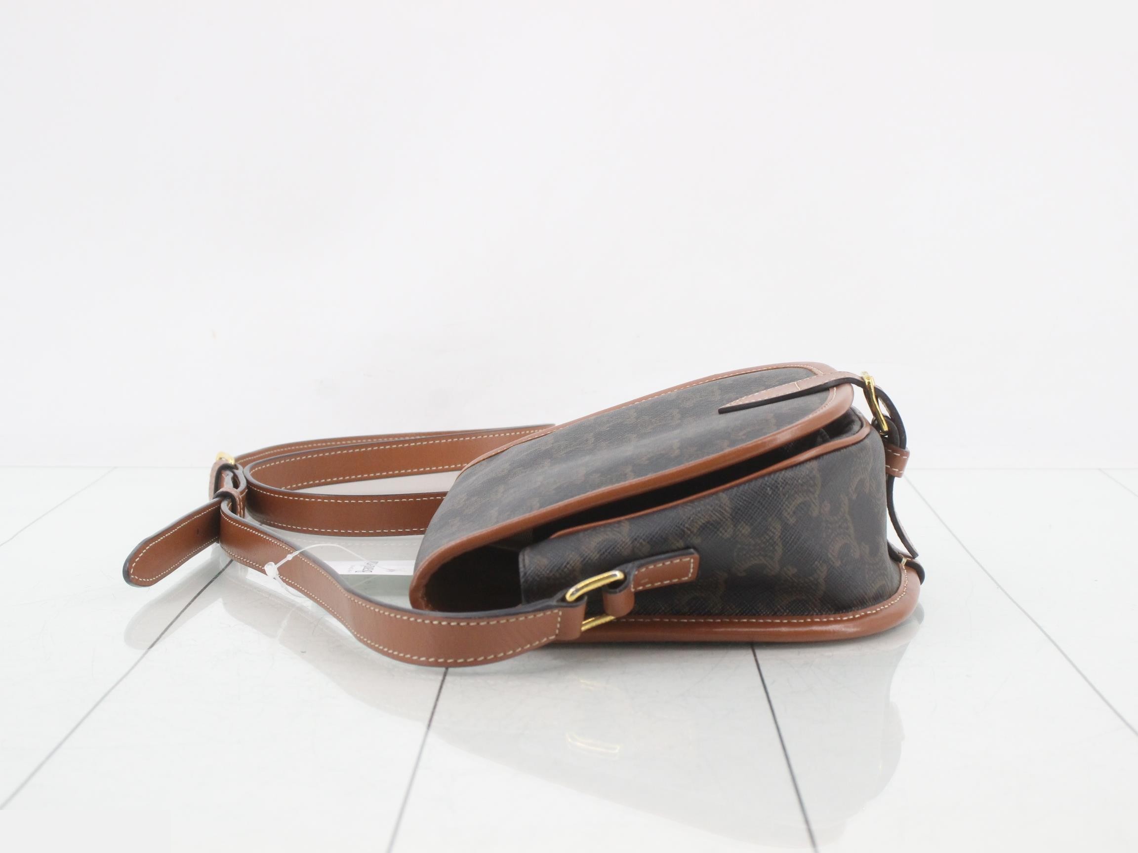 Triomphe Shoulder Bag — view 4