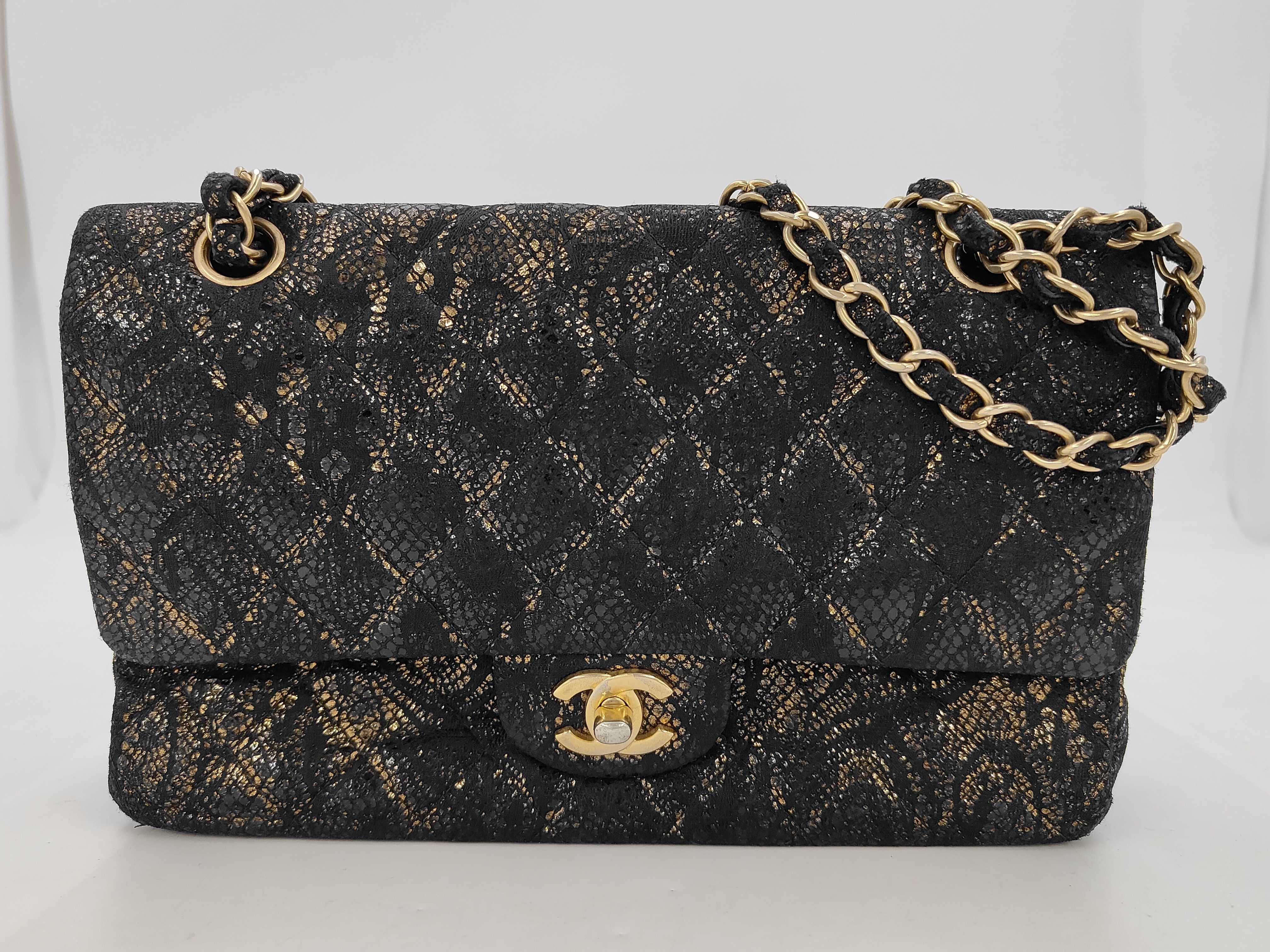 Matelassé Double Flap Chain Shoulder Bag (Serial No. 14)