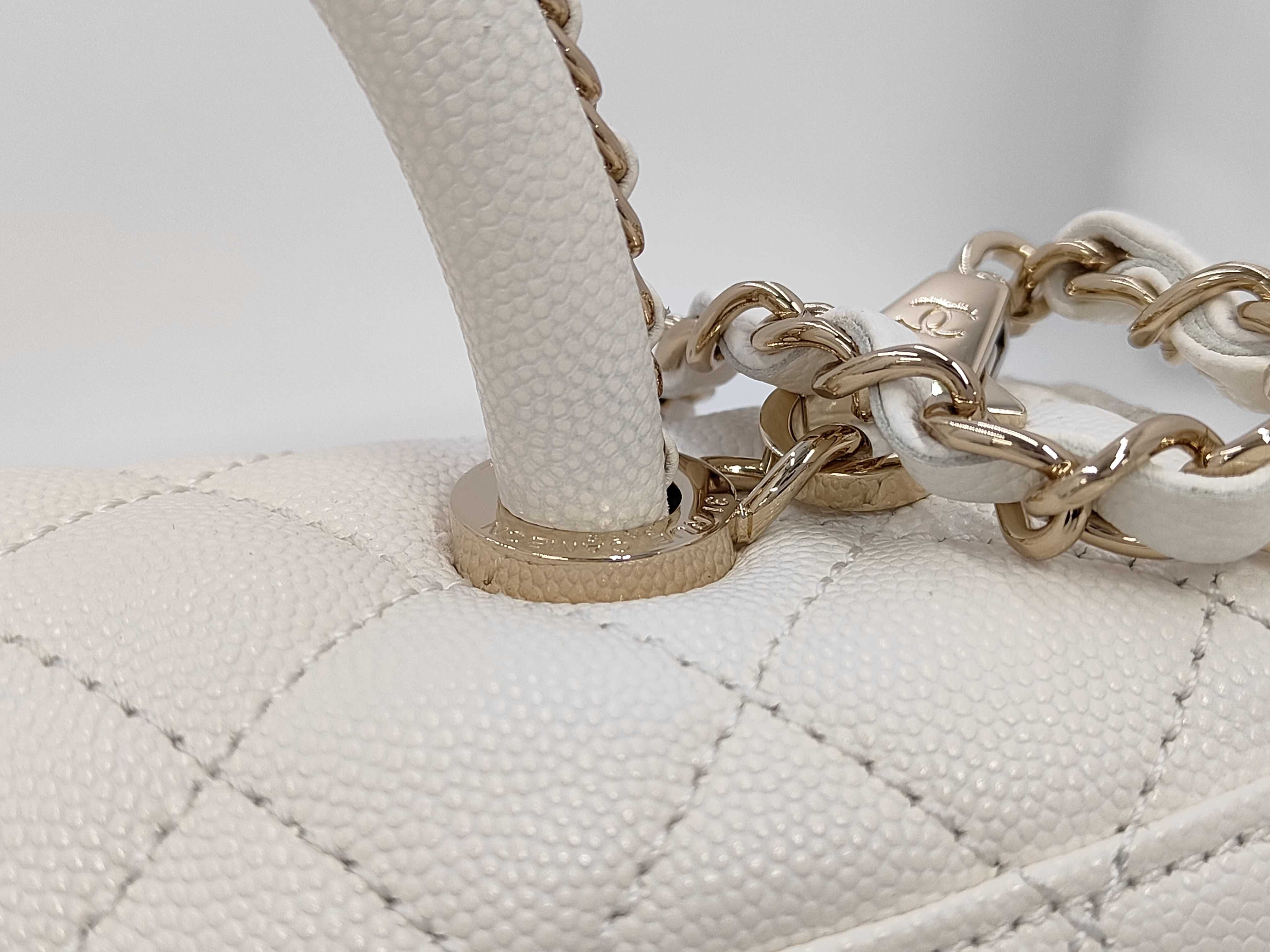 A92991 IC Plate Caviar Skin Coco Handle 29 2-Way Shoulder Bag — view 3