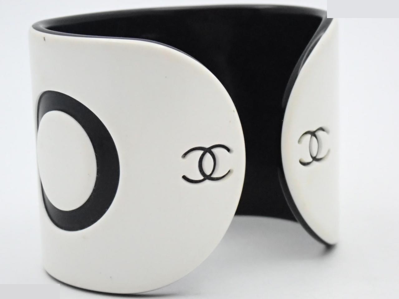 Coco Pla Bangle, wrist circumference approximately 14cm — view 3
